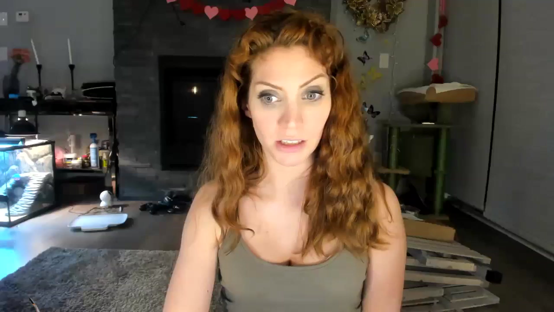 Gallery image thumbnail from Laurel's myfreecams stream on, 02/16/2024, 07:41 image 12 of 20