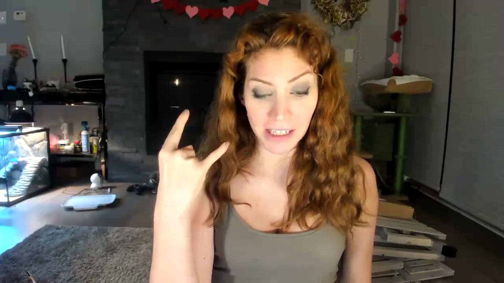 Gallery image thumbnail from Laurel's myfreecams stream on, 02/16/2024, 07:41 image 6 of 20
