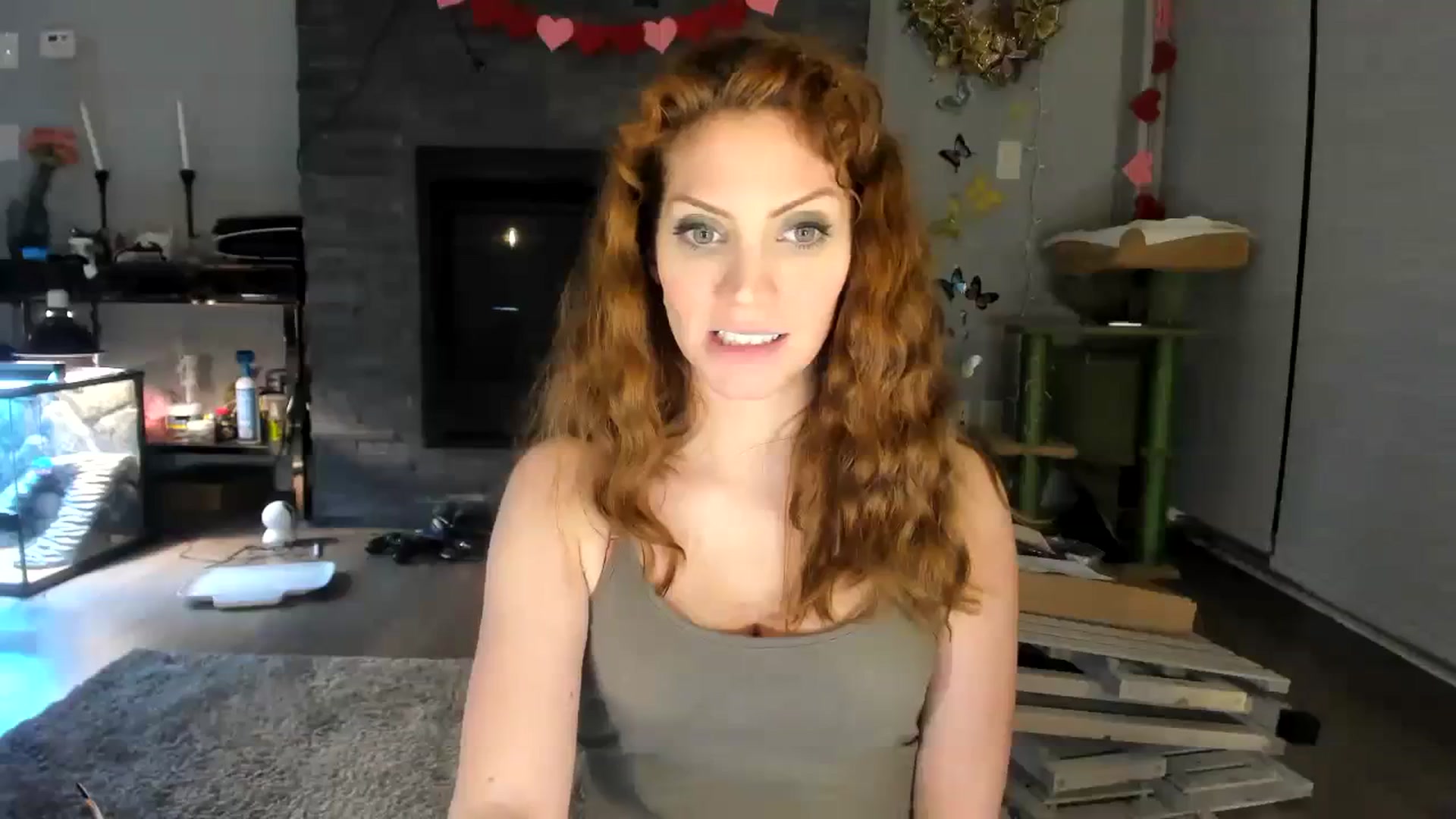 Gallery image thumbnail from Laurel's myfreecams stream on, 02/16/2024, 07:41 image 16 of 20