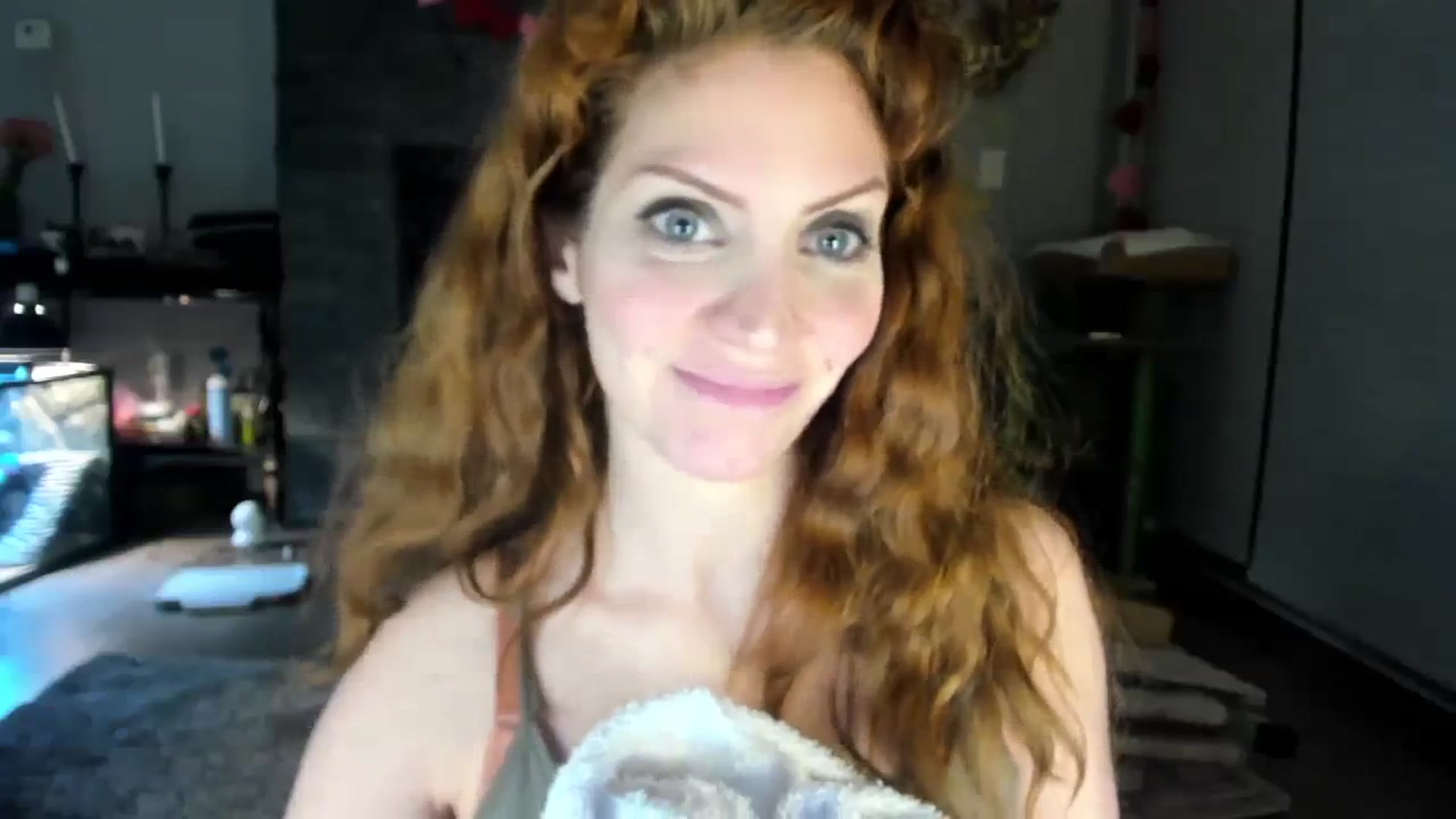 Gallery image thumbnail from Laurel's myfreecams stream on, 02/16/2024, 09:41 image 14 of 20