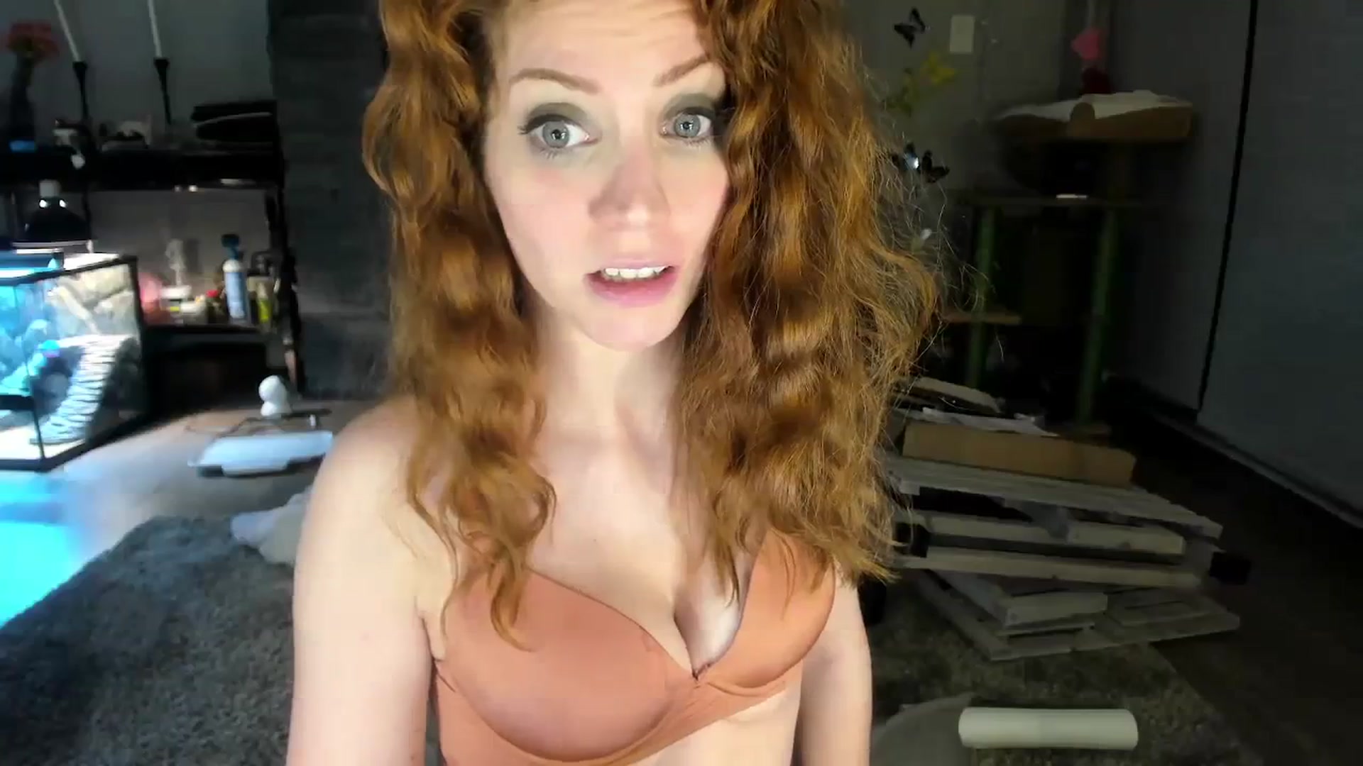 Gallery image thumbnail from Laurel's myfreecams stream on, 02/16/2024, 11:18 image 10 of 20