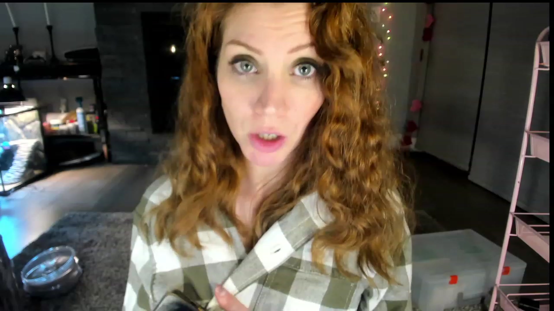 Gallery image thumbnail from Laurel's myfreecams stream on, 02/20/2024, 09:52 image 18 of 20