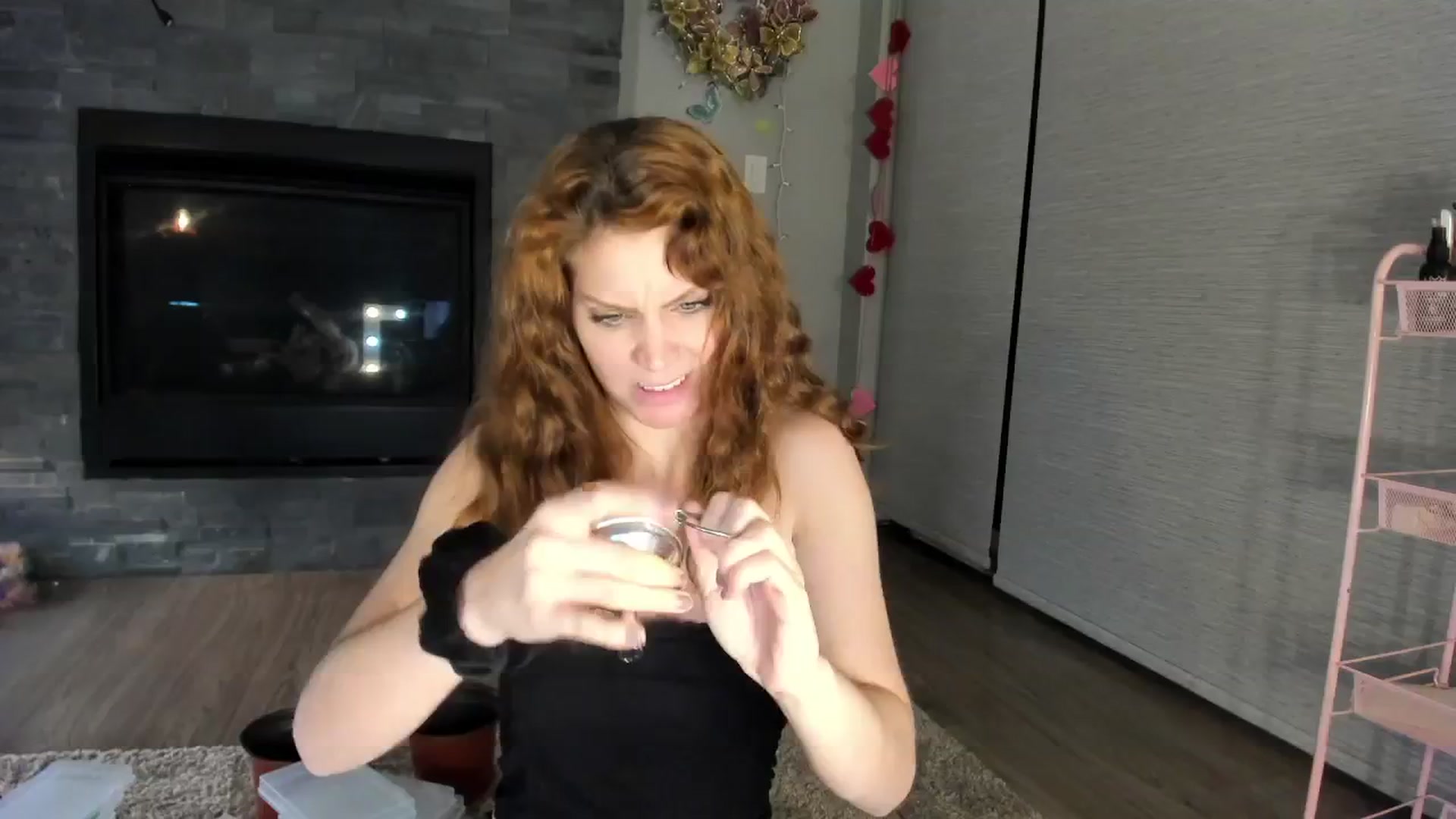 Gallery image thumbnail from Laurel's myfreecams stream on, 02/21/2024, 04:07 image 11 of 20