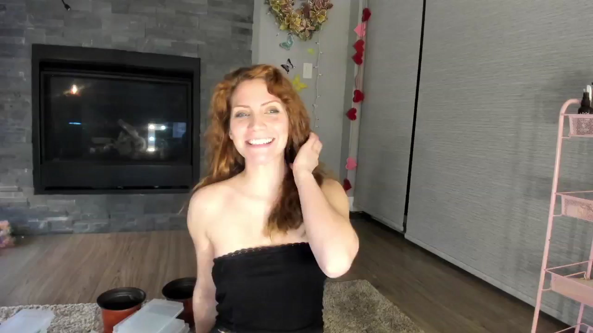 Gallery image thumbnail from Laurel's myfreecams stream on, 02/21/2024, 04:07 image 12 of 20