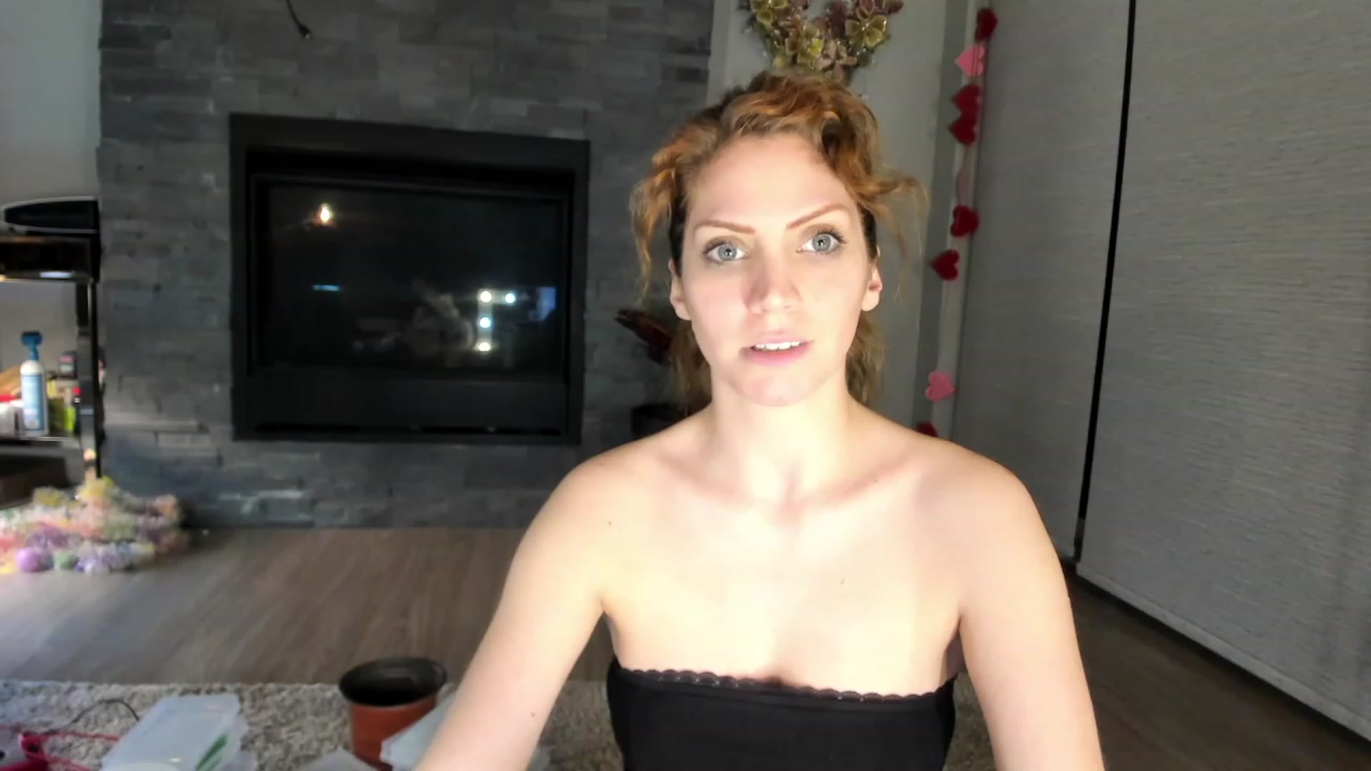 Gallery image thumbnail from Laurel's myfreecams stream on, 02/21/2024, 04:46 image 6 of 20