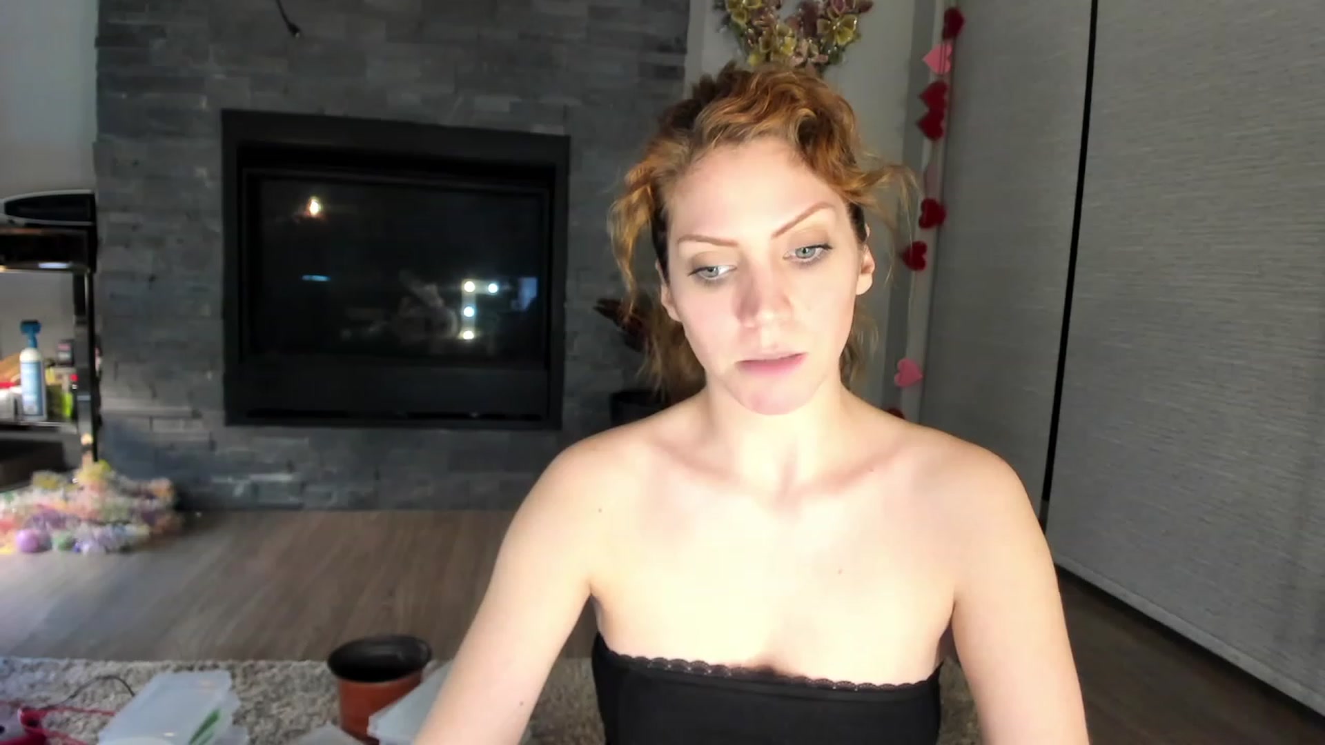 Gallery image thumbnail from Laurel's myfreecams stream on, 02/21/2024, 04:46 image 5 of 20