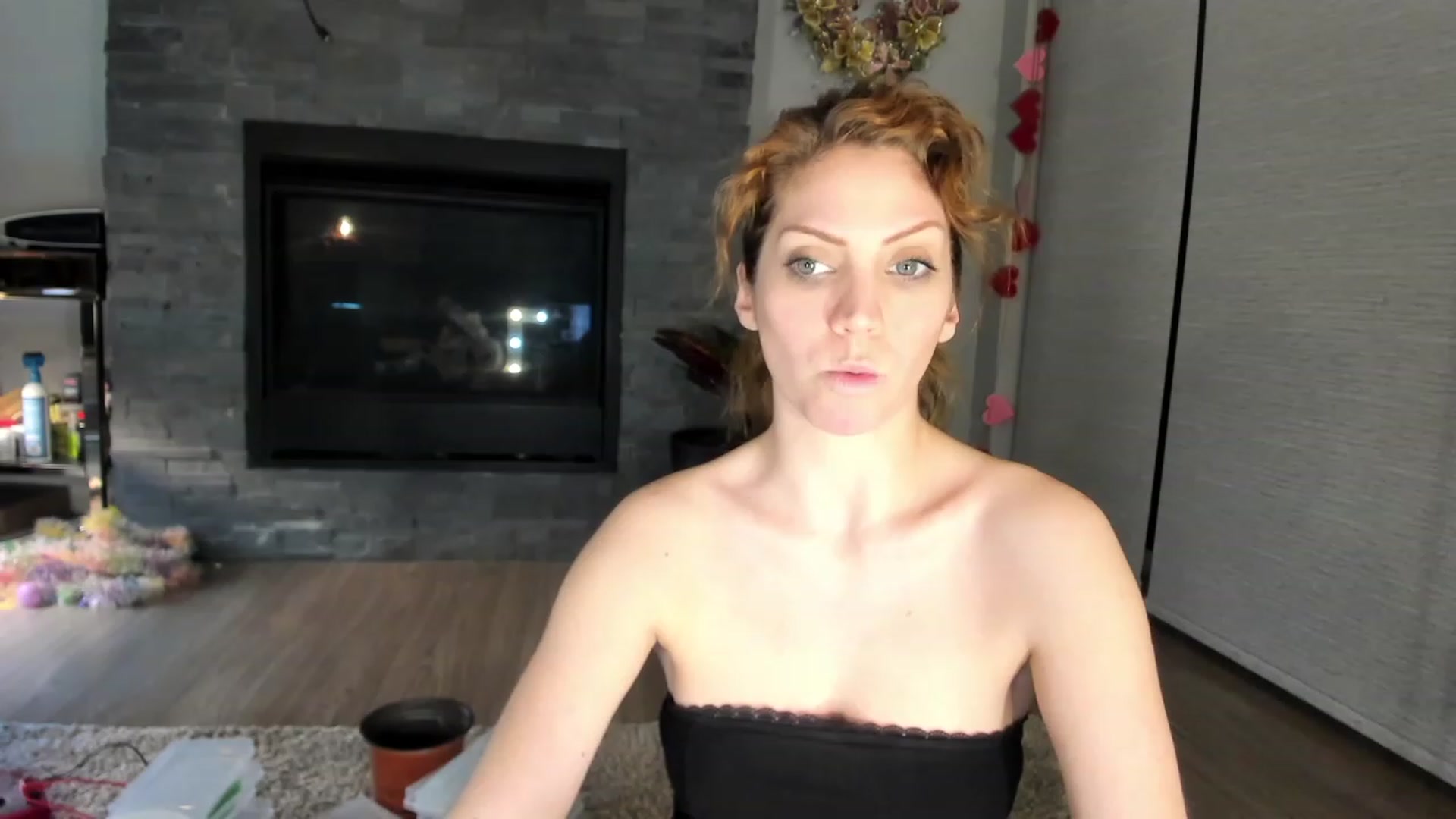 Gallery image thumbnail from Laurel's myfreecams stream on, 02/21/2024, 04:46 image 7 of 20