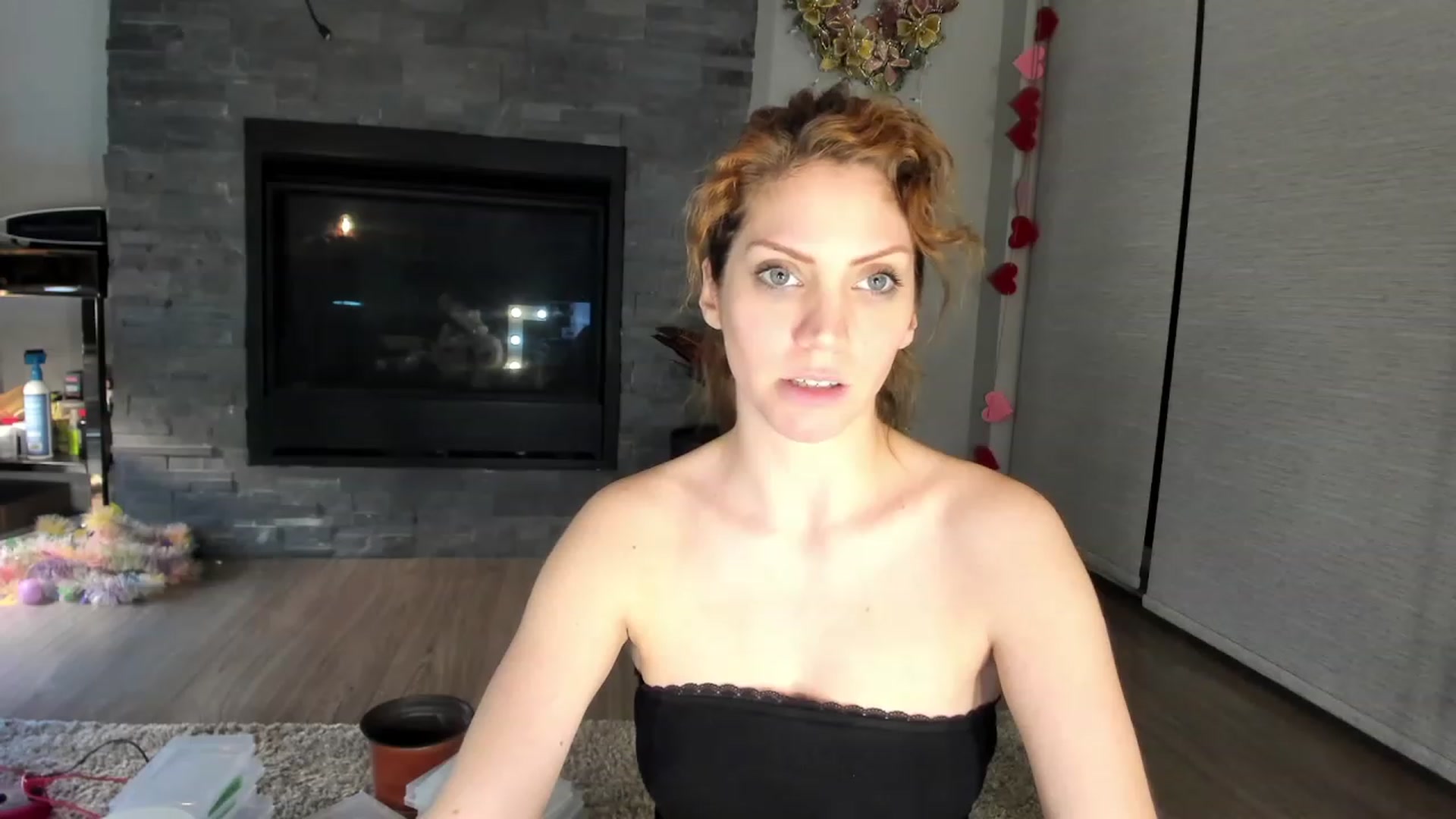 Gallery image thumbnail from Laurel's myfreecams stream on, 02/21/2024, 04:46 image 12 of 20