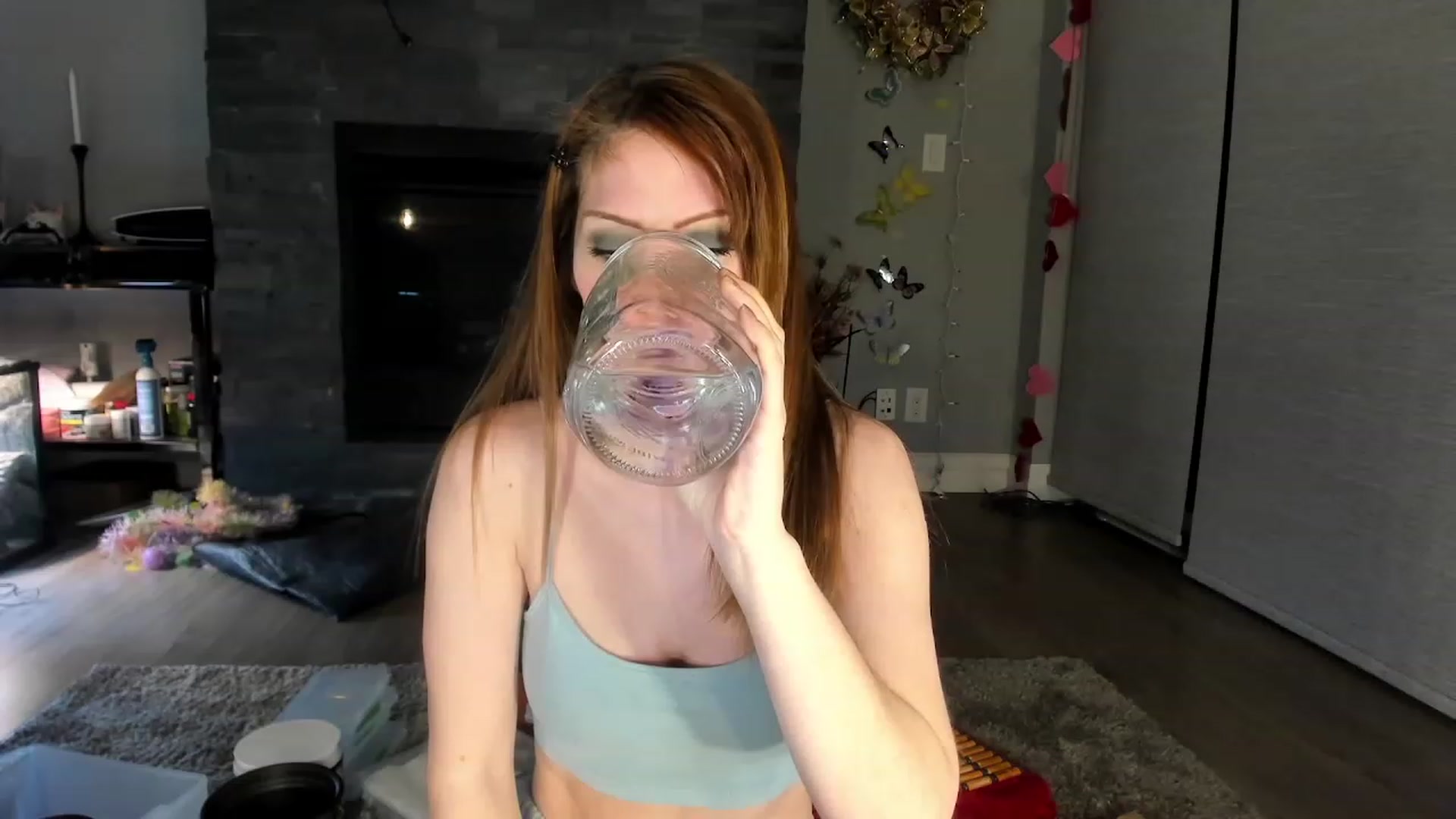 Gallery image thumbnail from Laurel's myfreecams stream on, 02/22/2024, 06:26 image 7 of 20