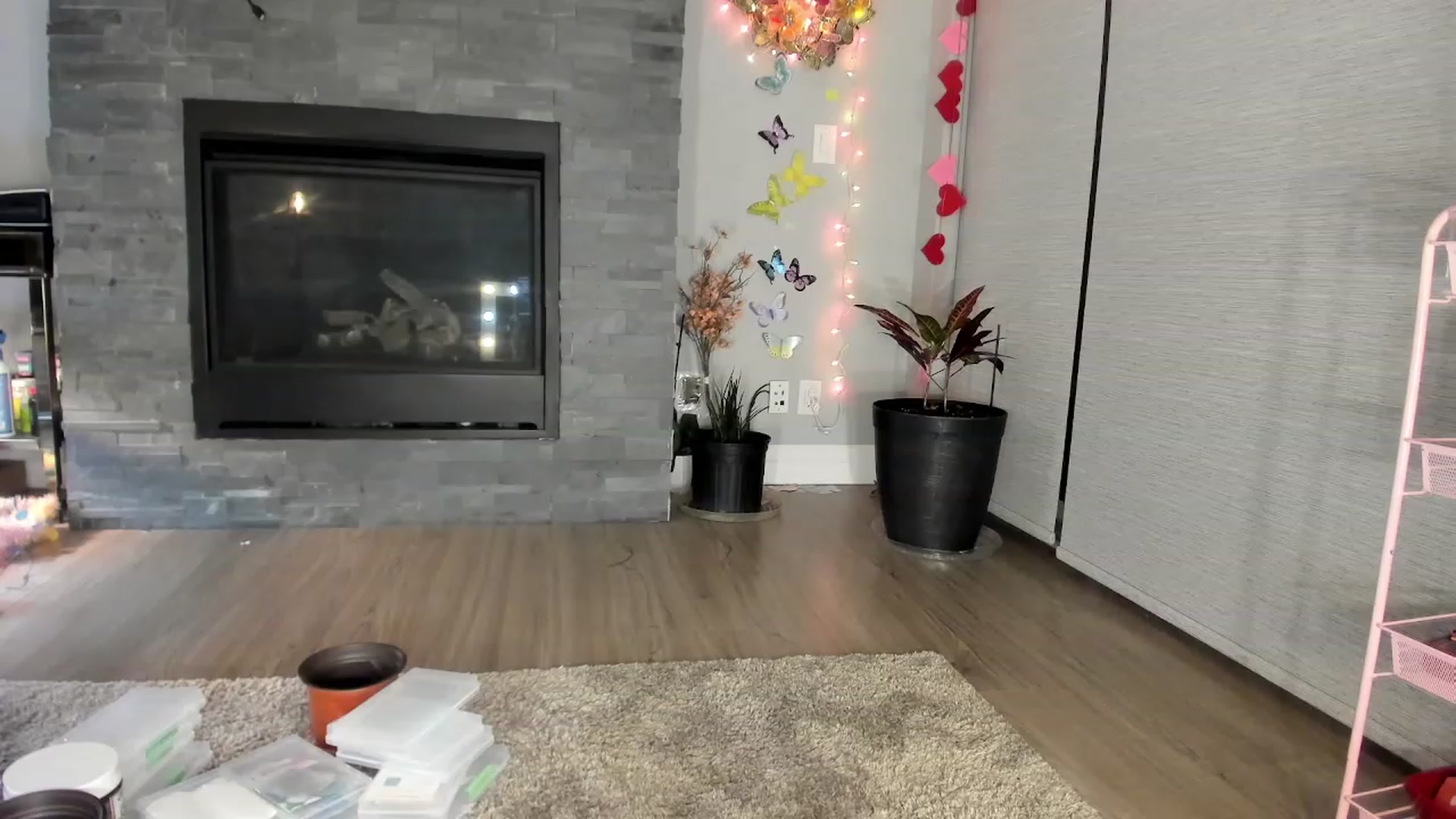 Gallery image thumbnail from Laurel's myfreecams stream on, 02/23/2024, 05:47 image 3 of 20