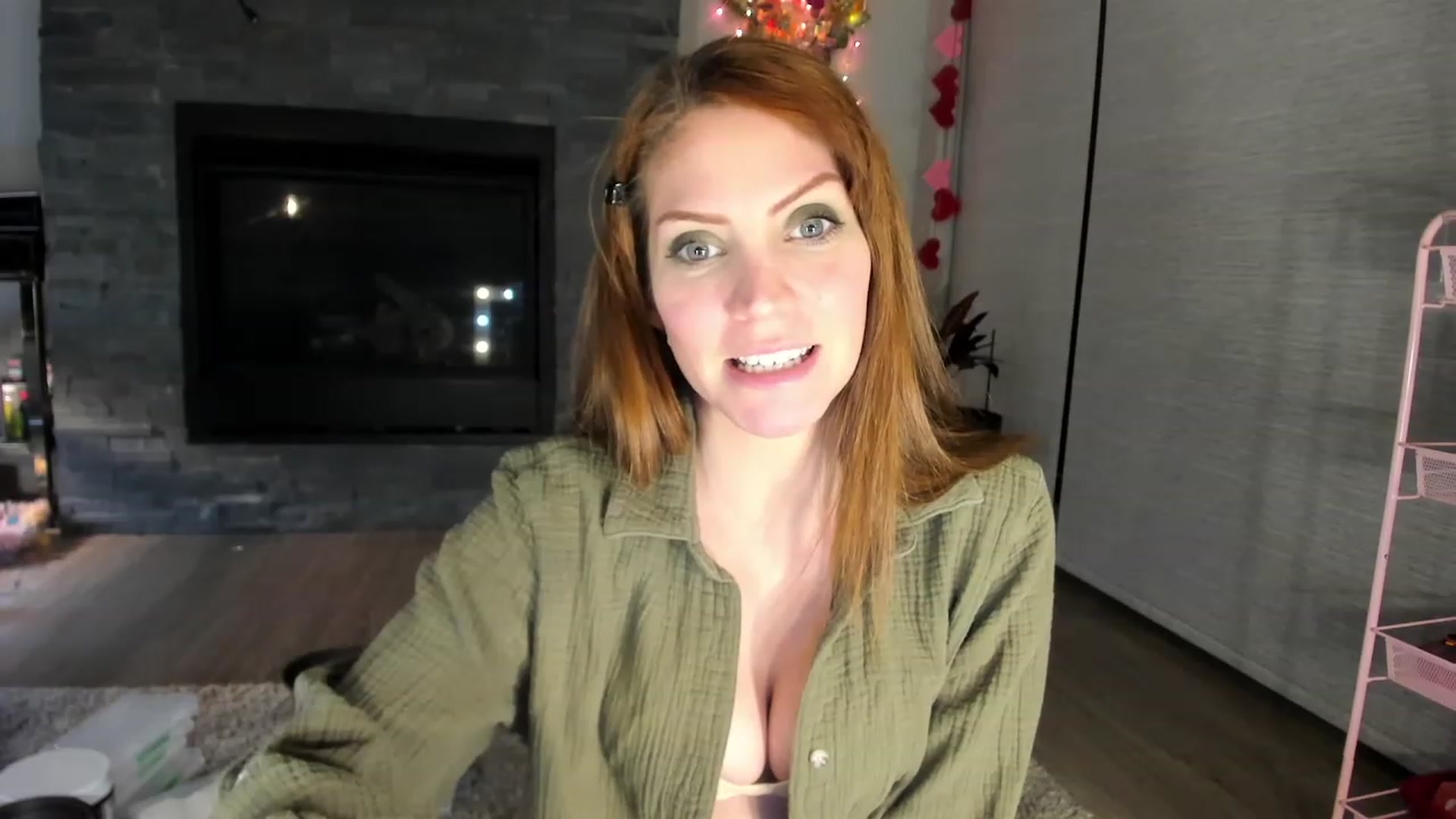 Gallery image thumbnail from Laurel's myfreecams stream on, 02/23/2024, 05:47 image 15 of 20