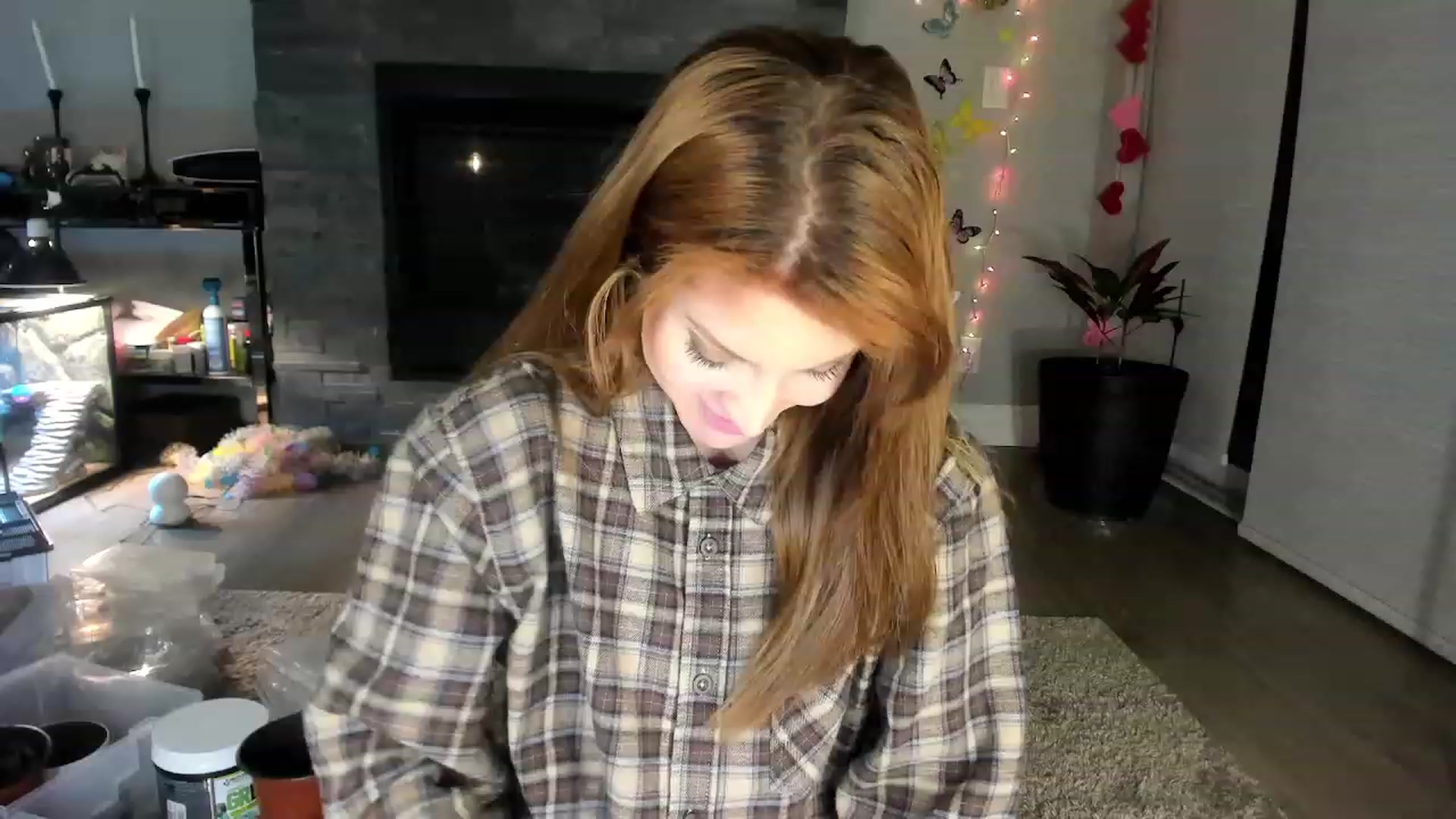 Gallery image thumbnail from Laurel's myfreecams stream on, 02/24/2024, 04:49 image 2 of 20
