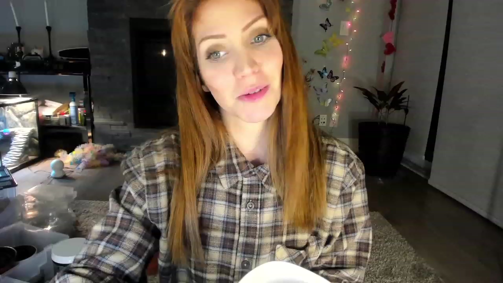 Gallery image thumbnail from Laurel's myfreecams stream on, 02/24/2024, 06:36 image 1 of 20