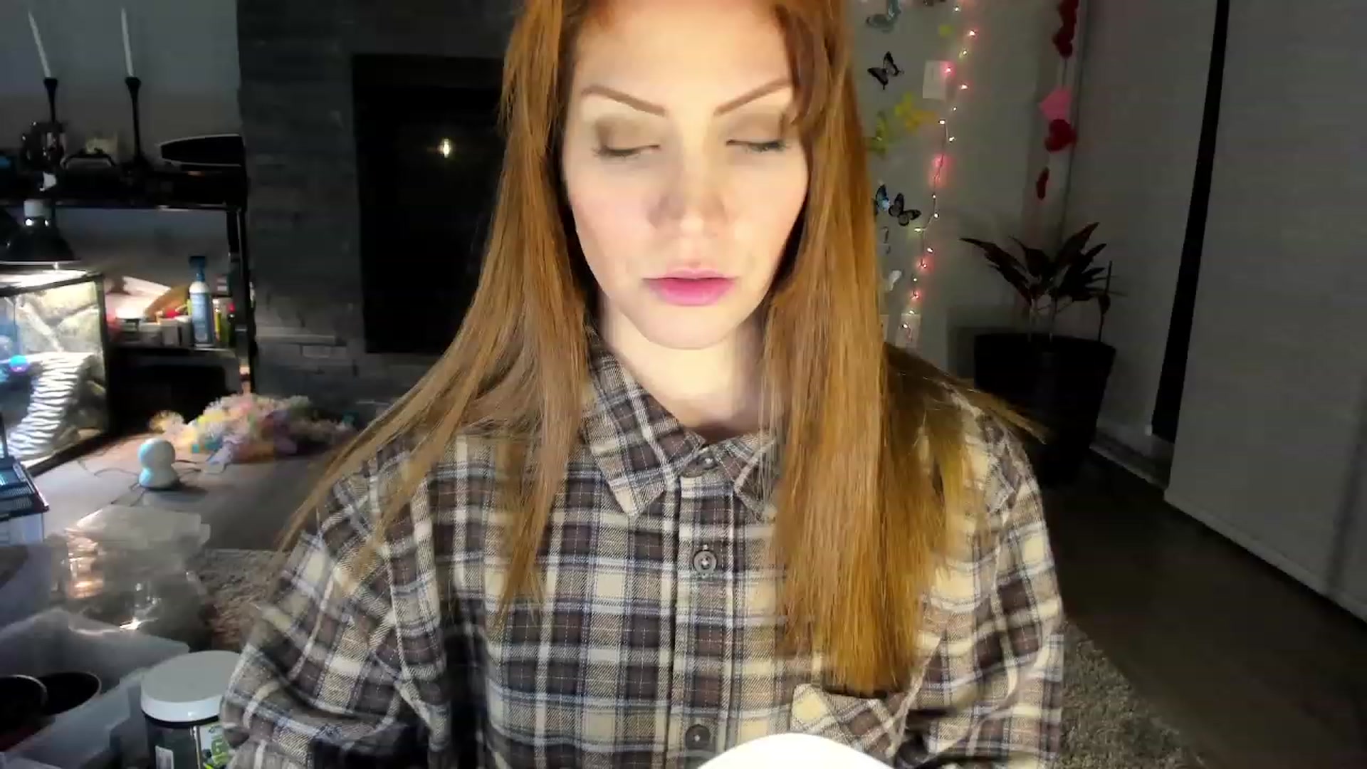 Gallery image thumbnail from Laurel's myfreecams stream on, 02/24/2024, 06:36 image 7 of 20