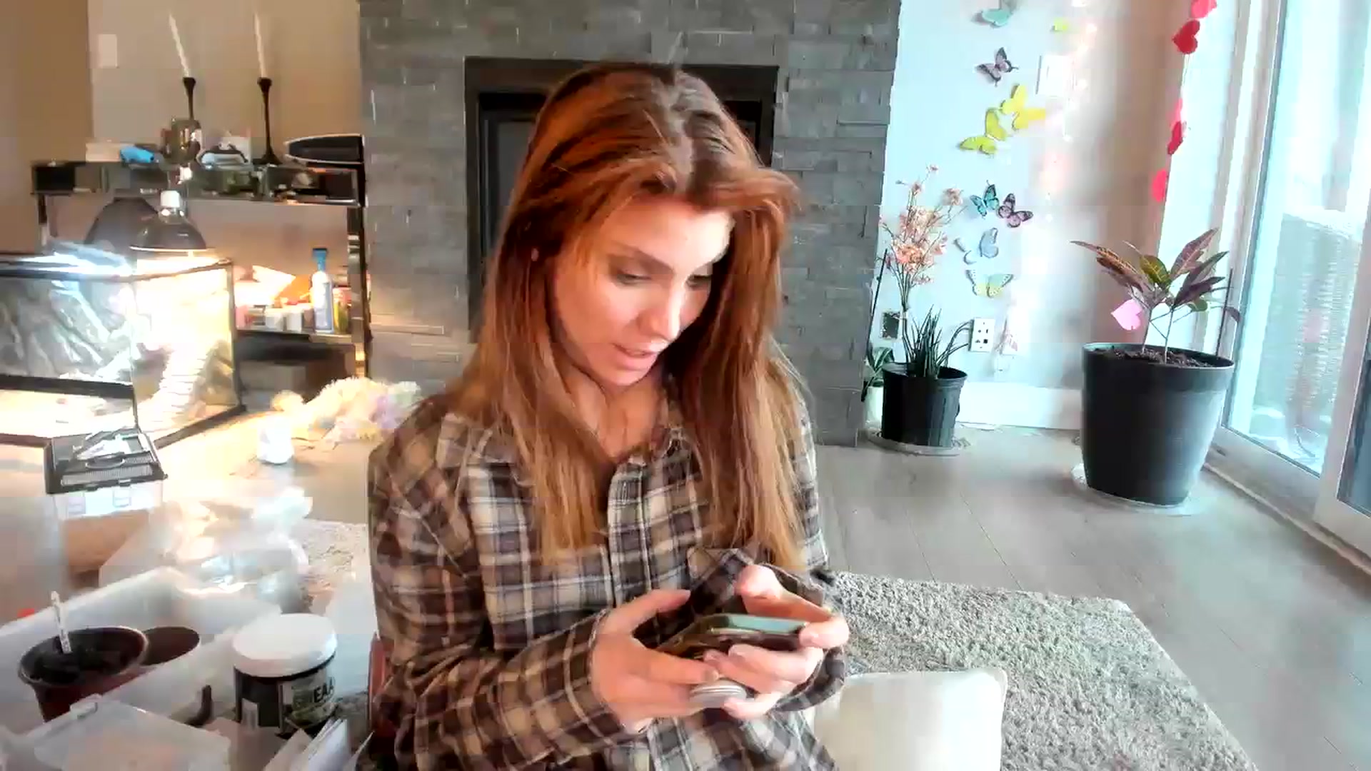 Gallery image thumbnail from Laurel's myfreecams stream on, 02/24/2024, 14:08 image 19 of 20
