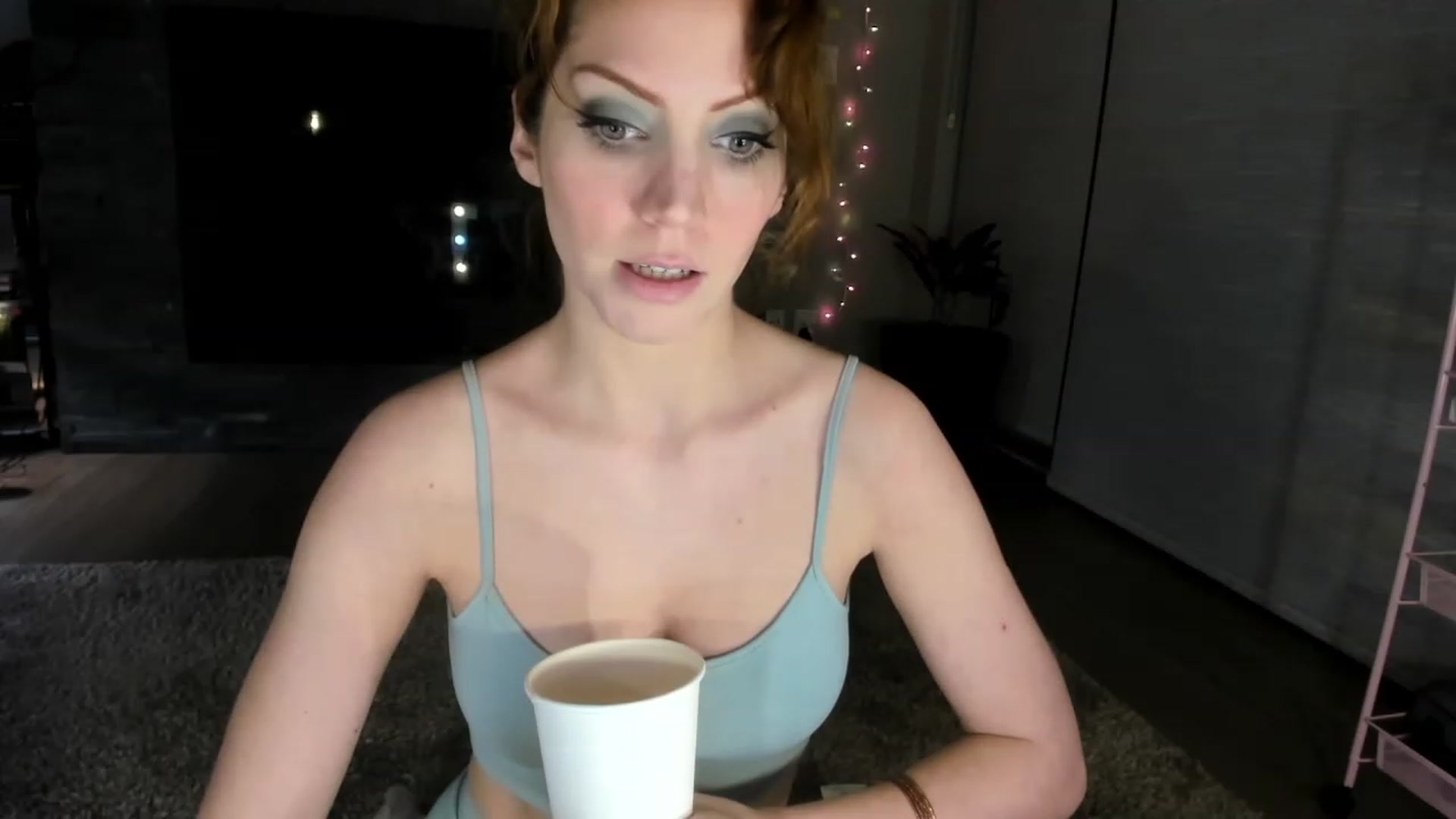 Gallery image thumbnail from Laurel's myfreecams stream on, 03/03/2024, 05:02 image 17 of 20