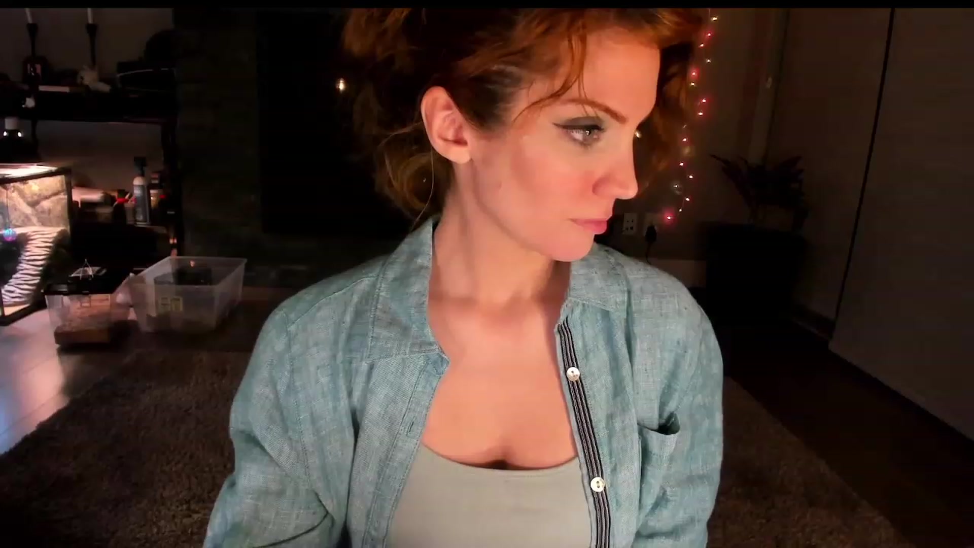 Gallery image thumbnail from Laurel's myfreecams stream on, 03/03/2024, 08:42 image 8 of 20