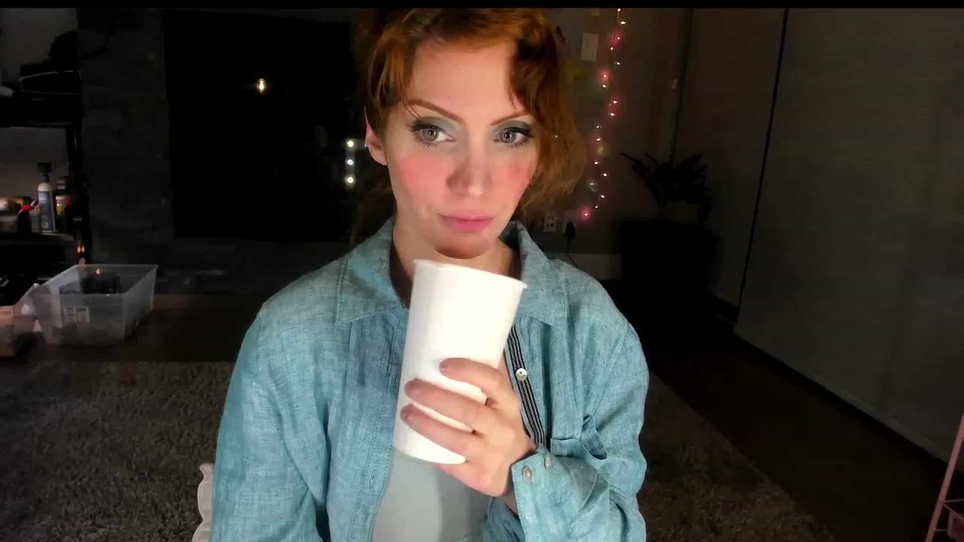 Gallery image thumbnail from Laurel's myfreecams stream on, 03/03/2024, 10:17 image 16 of 20