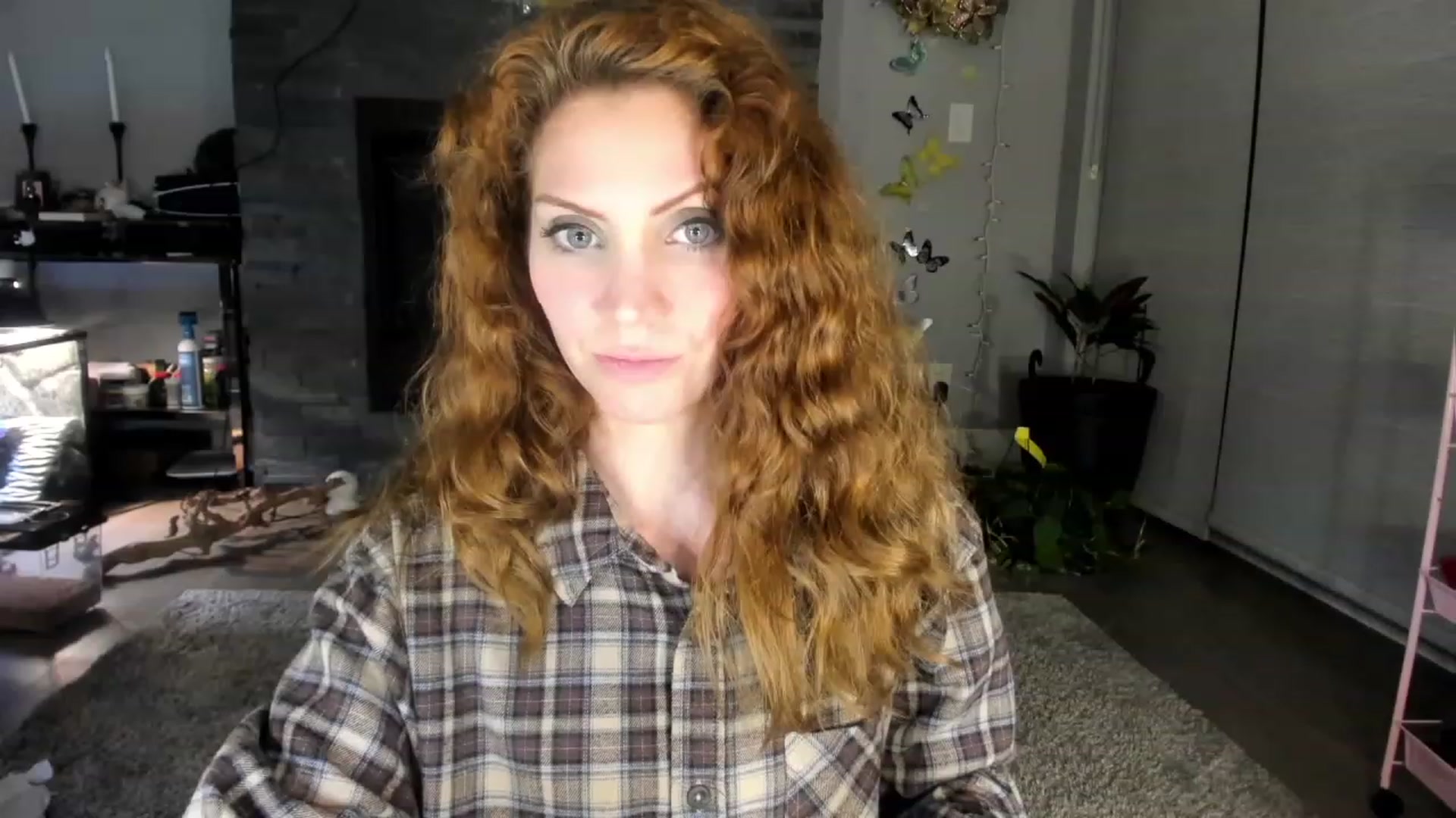 Gallery image thumbnail from Laurel's myfreecams stream on, 03/06/2024, 08:48 image 6 of 20