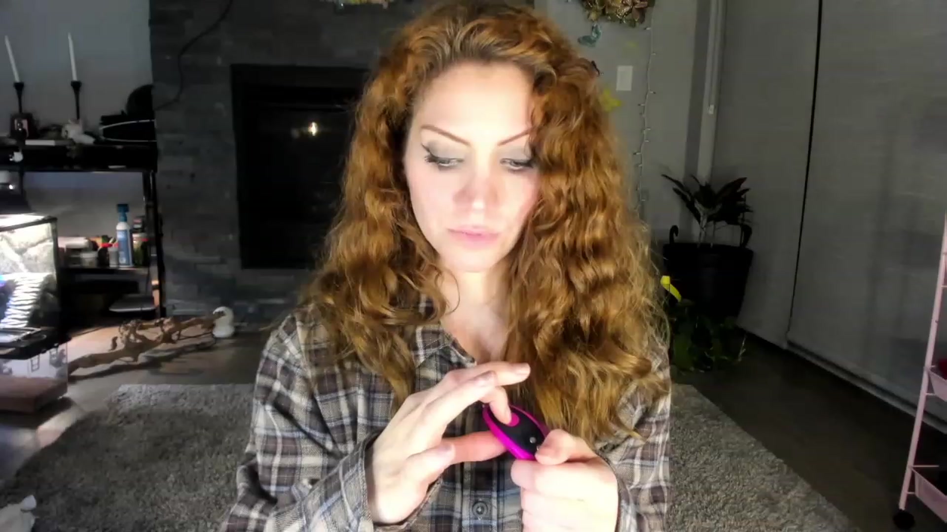 Gallery image thumbnail from Laurel's myfreecams stream on, 03/06/2024, 08:48 image 8 of 20