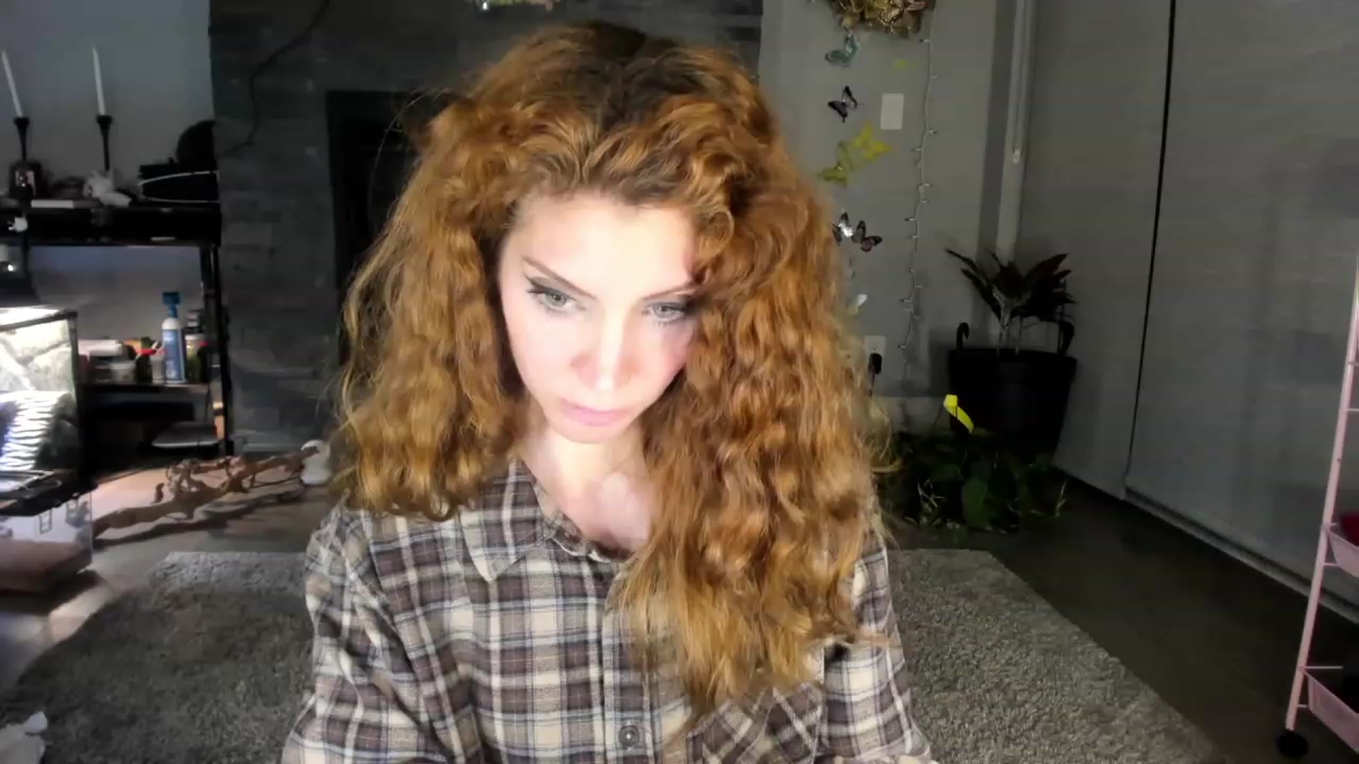 Gallery image thumbnail from Laurel's myfreecams stream on, 03/06/2024, 08:48 image 18 of 20