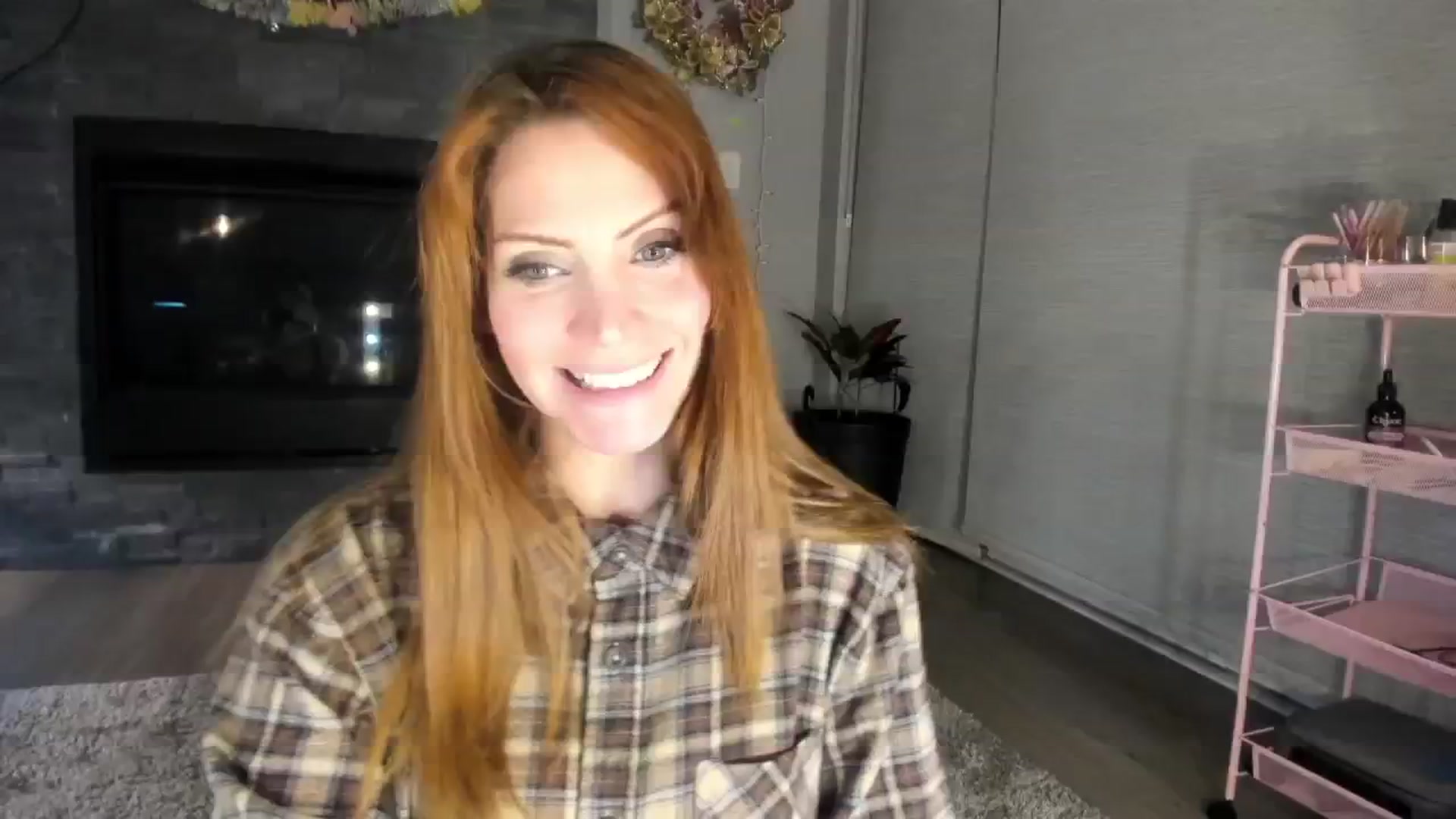 Gallery image thumbnail from Laurel's myfreecams stream on, 03/09/2024, 04:40 image 11 of 20