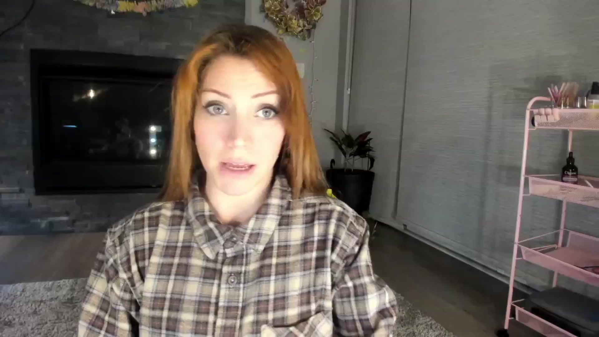 Gallery image thumbnail from Laurel's myfreecams stream on, 03/09/2024, 04:40 image 7 of 20