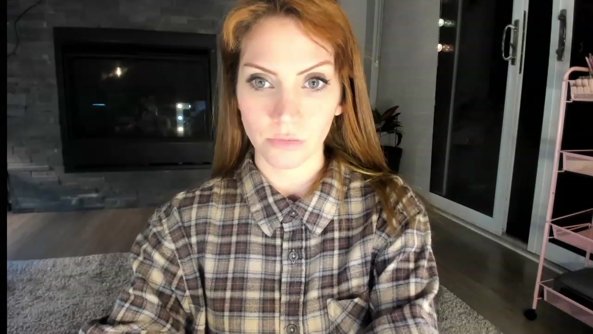 Gallery image thumbnail from Laurel's myfreecams stream on, 03/09/2024, 05:14 image 5 of 20