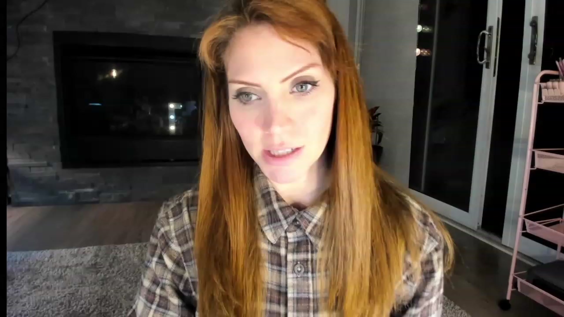 Gallery image thumbnail from Laurel's myfreecams stream on, 03/09/2024, 05:14 image 4 of 20