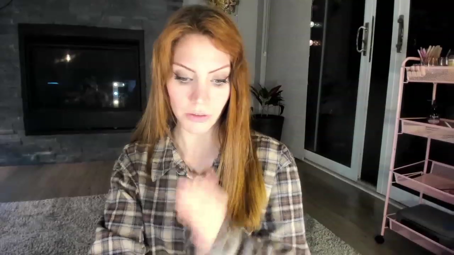 Gallery image thumbnail from Laurel's myfreecams stream on, 03/09/2024, 06:16 image 13 of 20