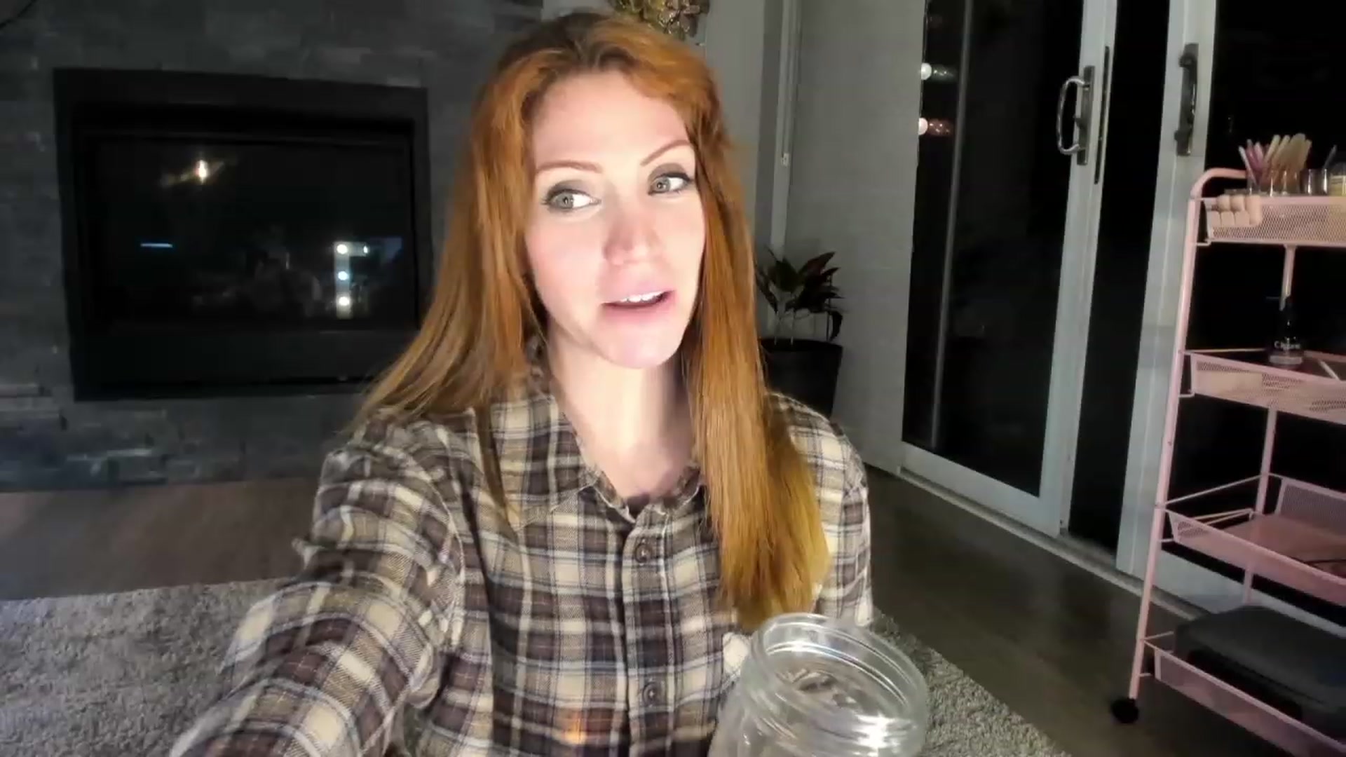 Gallery image thumbnail from Laurel's myfreecams stream on, 03/09/2024, 06:16 image 10 of 20