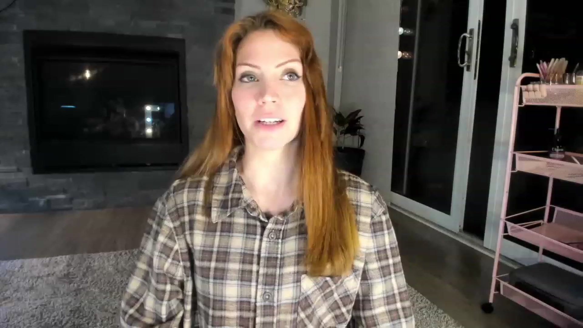 Gallery image thumbnail from Laurel's myfreecams stream on, 03/09/2024, 06:16 image 12 of 20