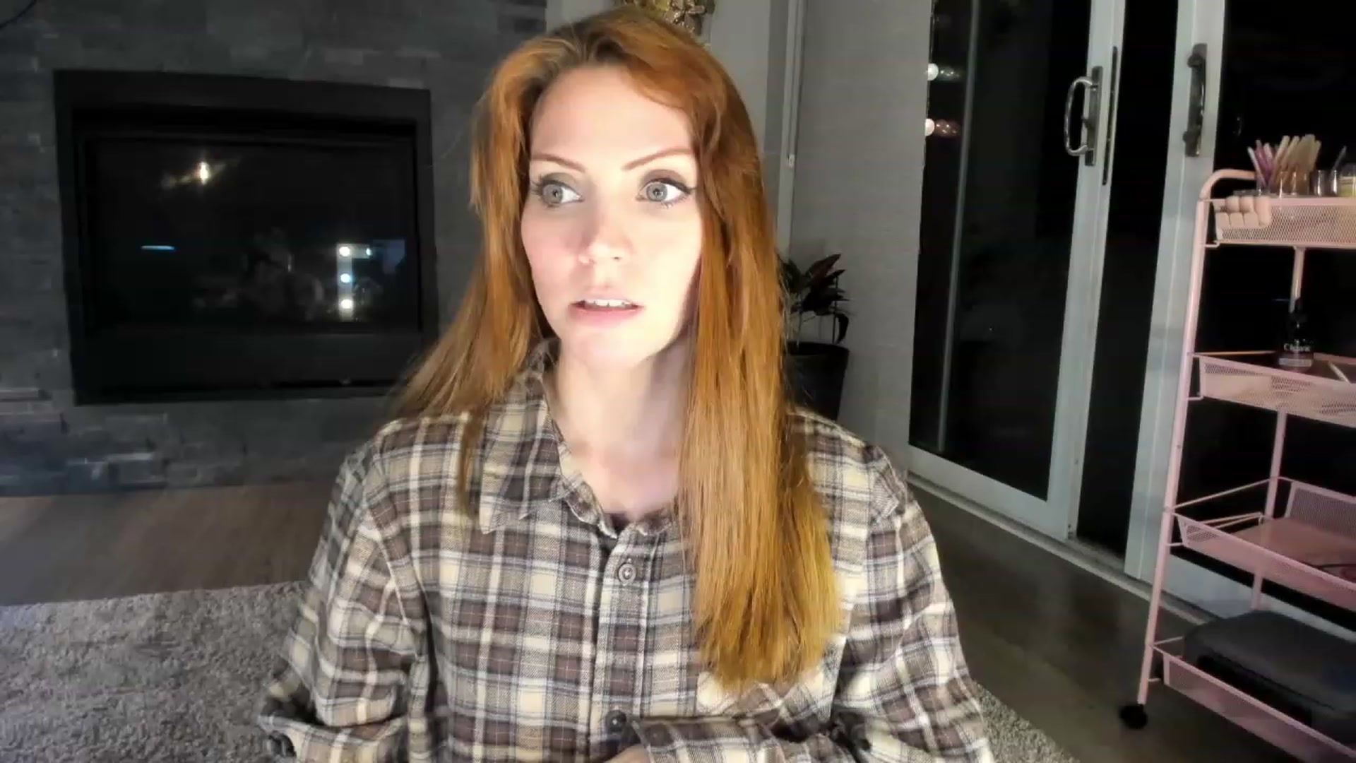 Gallery image thumbnail from Laurel's myfreecams stream on, 03/09/2024, 06:16 image 11 of 20
