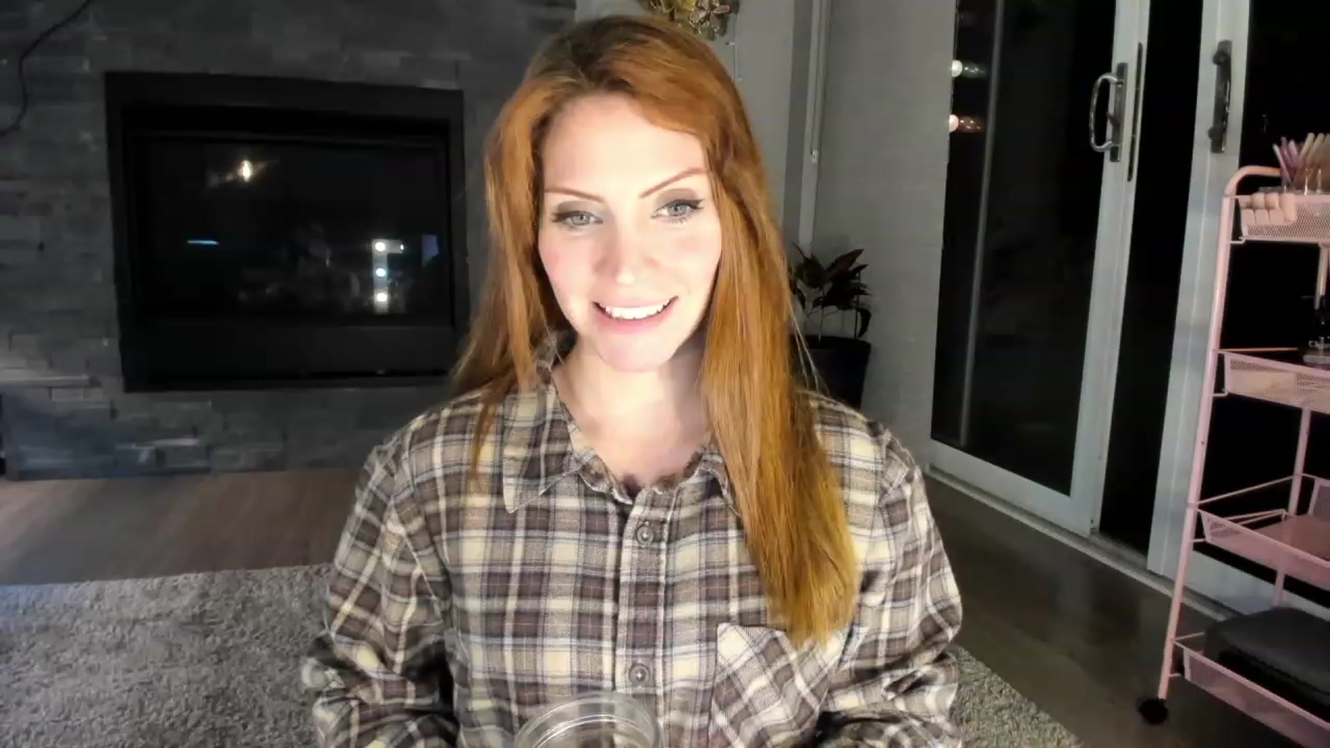 Gallery image thumbnail from Laurel's myfreecams stream on, 03/09/2024, 06:16 image 8 of 20