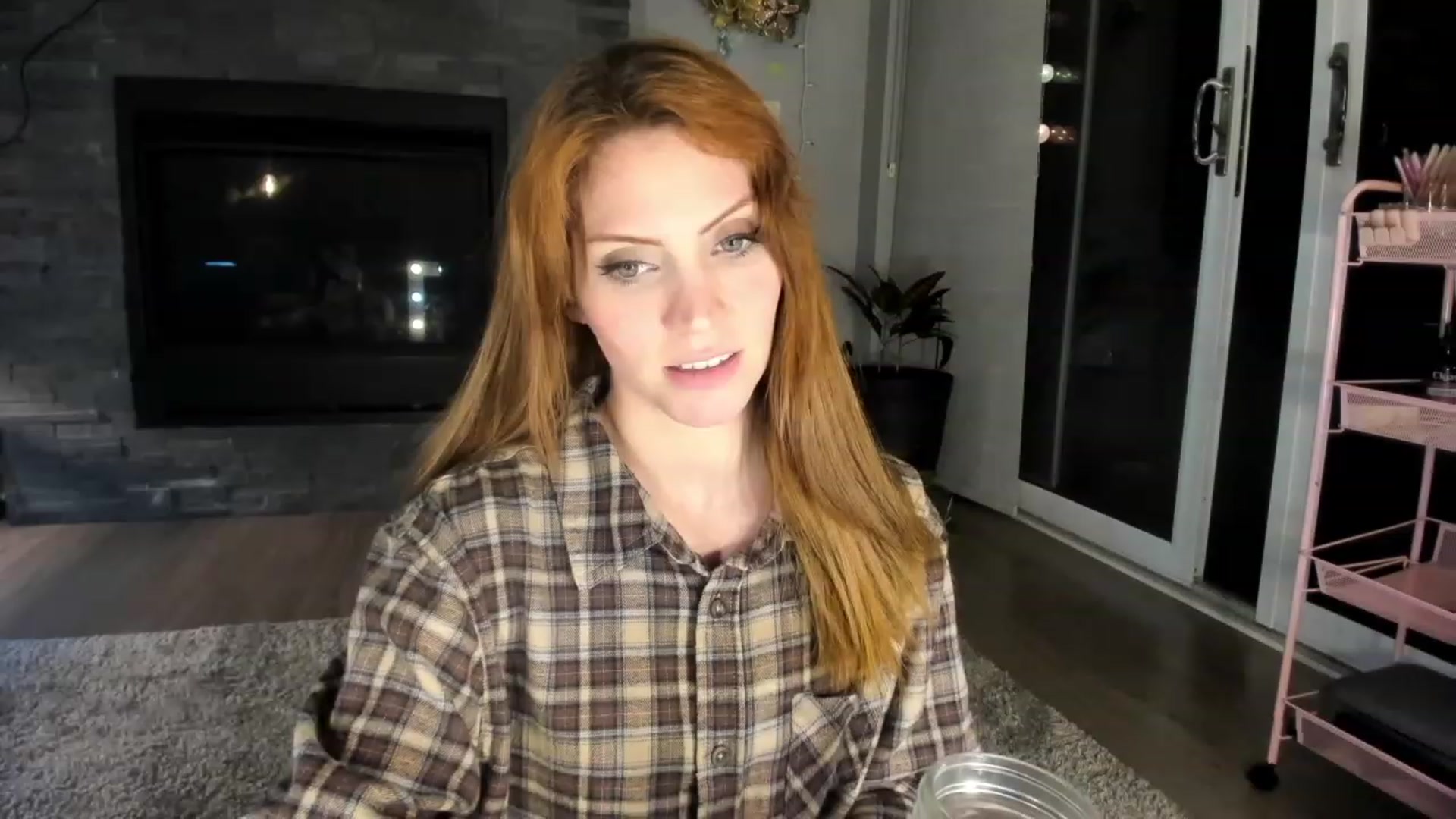 Gallery image thumbnail from Laurel's myfreecams stream on, 03/09/2024, 06:16 image 6 of 20