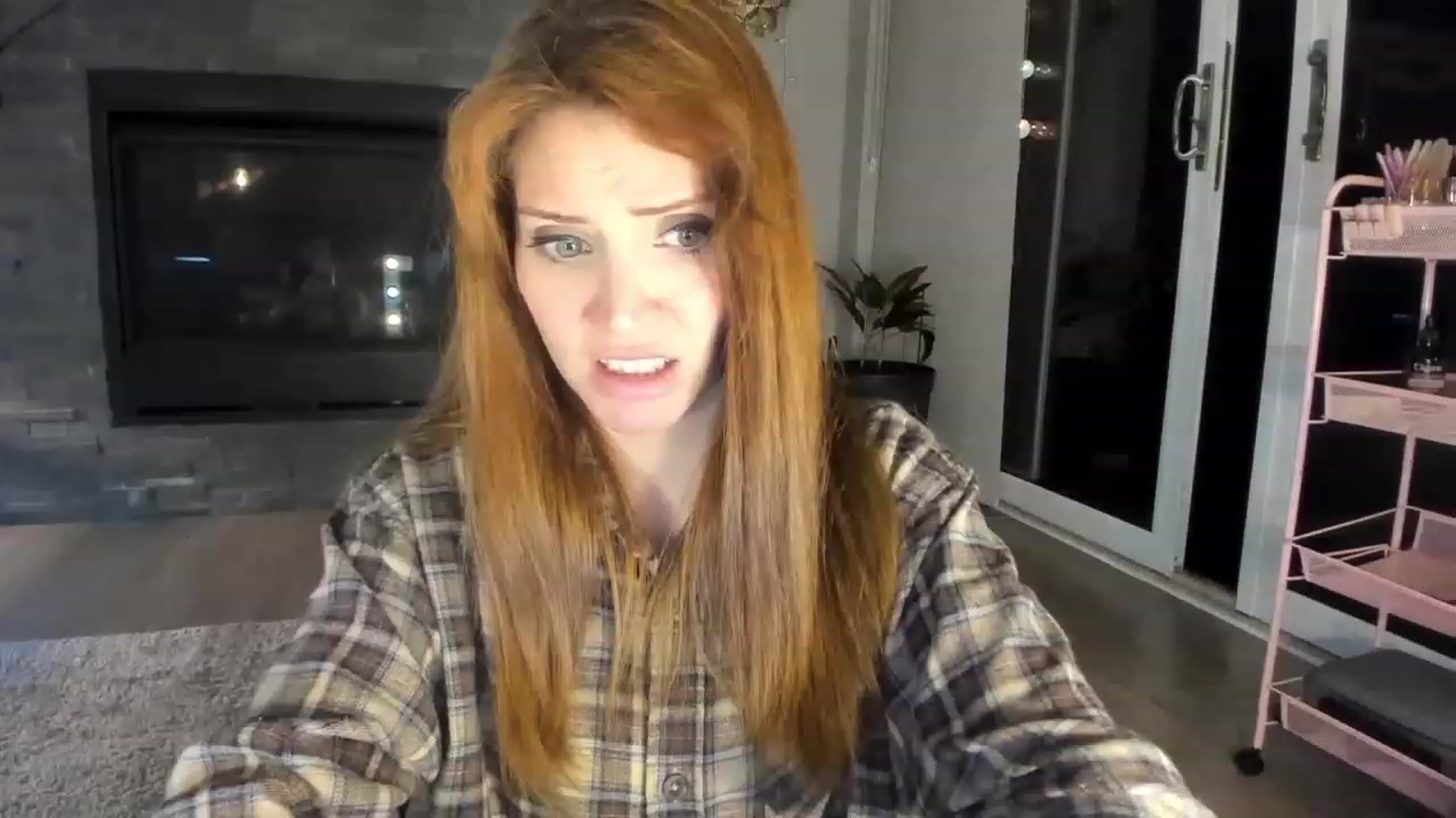 Gallery image thumbnail from Laurel's myfreecams stream on, 03/09/2024, 08:04 image 6 of 20