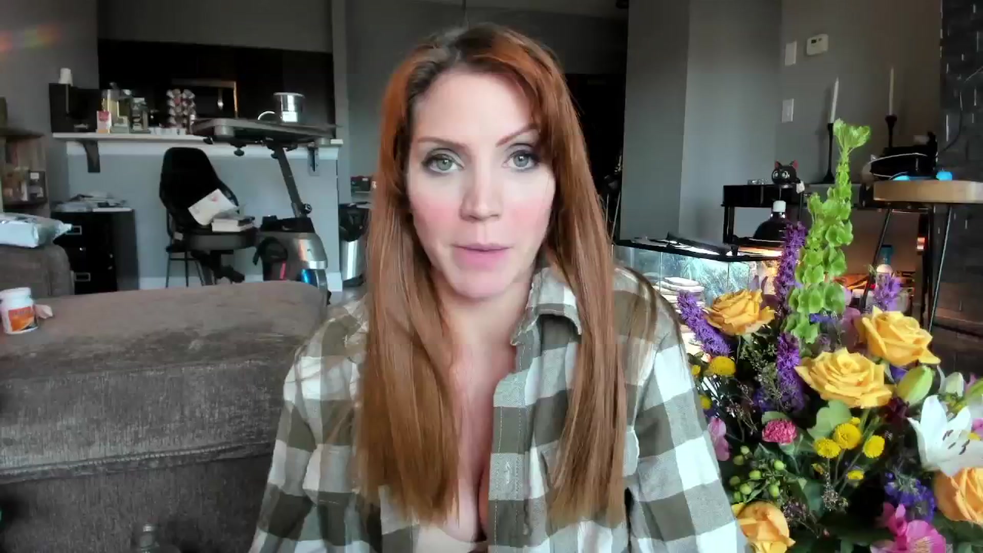 Gallery image thumbnail from Laurel's myfreecams stream on, 03/17/2024, 19:08 image 18 of 20