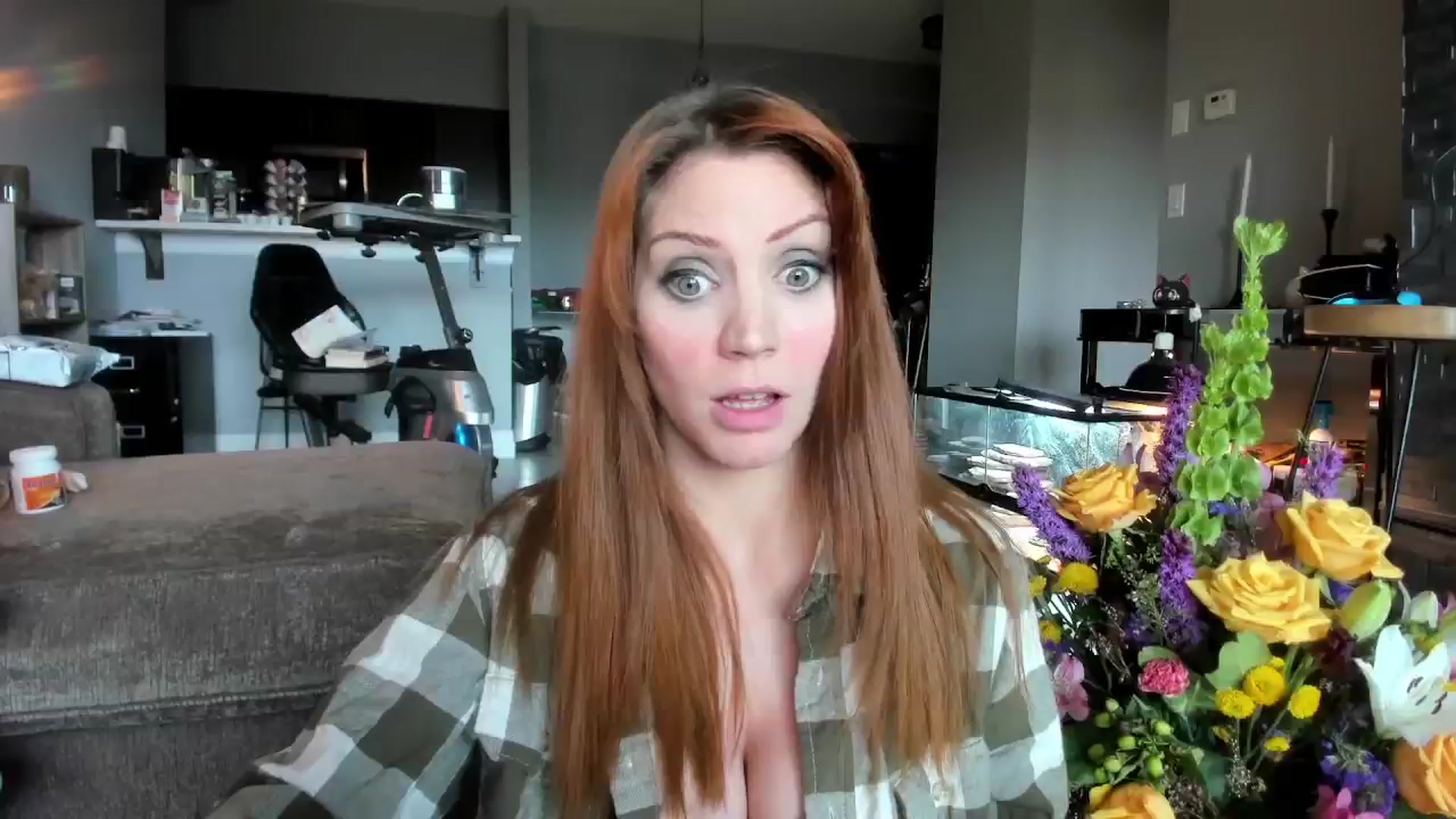 Gallery image thumbnail from Laurel's myfreecams stream on, 03/17/2024, 19:39 image 16 of 20