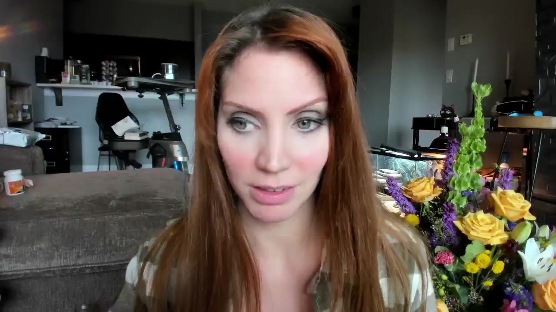 Gallery image thumbnail from Laurel's myfreecams stream on, 03/17/2024, 19:39 image 9 of 20