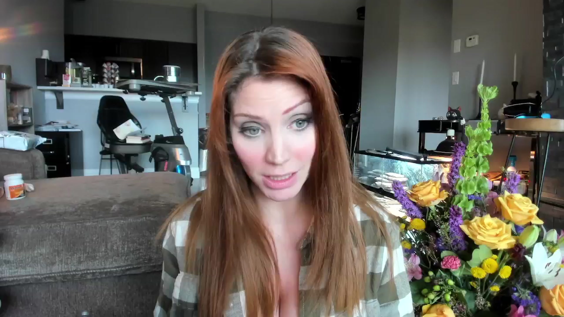 Gallery image thumbnail from Laurel's myfreecams stream on, 03/17/2024, 19:39 image 17 of 20