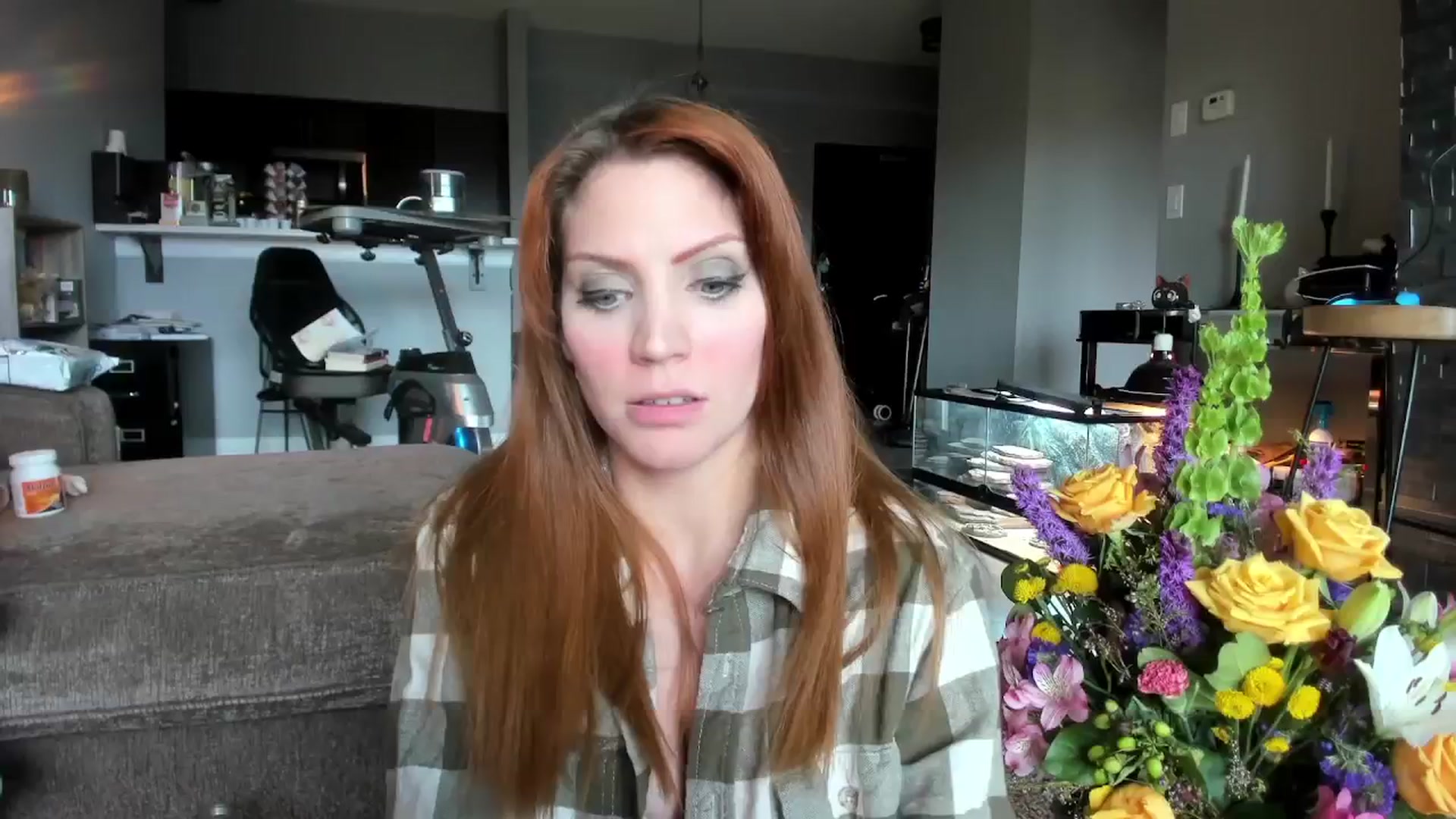 Gallery image thumbnail from Laurel's myfreecams stream on, 03/17/2024, 19:39 image 7 of 20