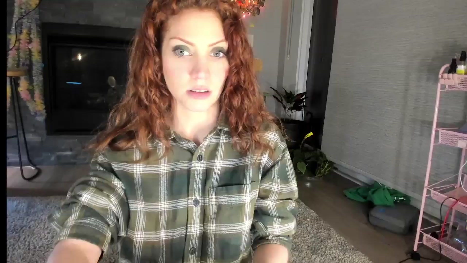 Gallery image thumbnail from Laurel's myfreecams stream on, 03/23/2024, 06:09 image 5 of 20