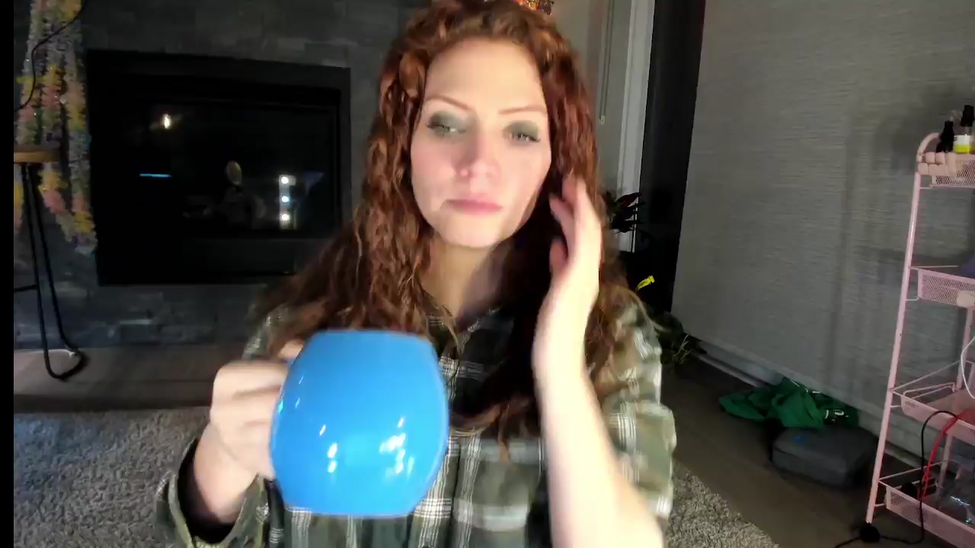 Gallery image thumbnail from Laurel's myfreecams stream on, 03/23/2024, 06:09 image 1 of 20