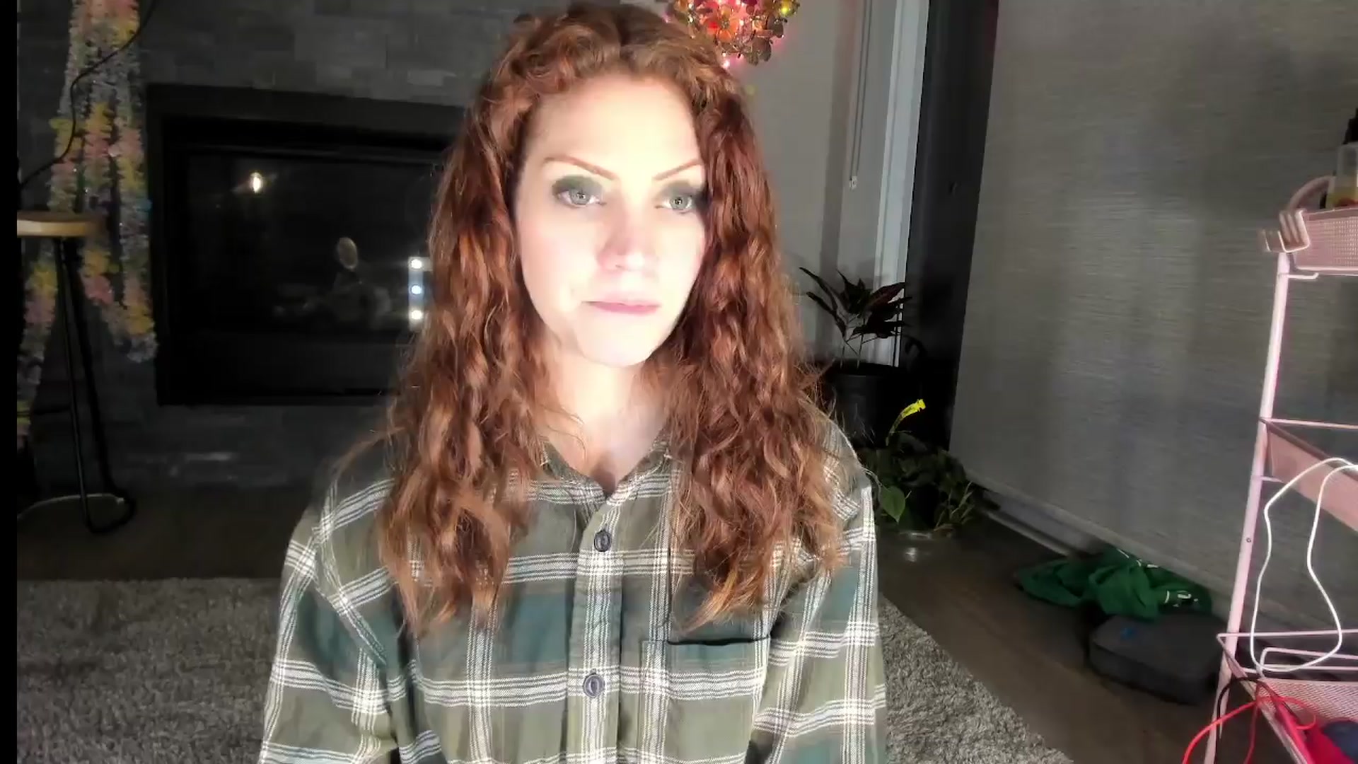 Gallery image thumbnail from Laurel's myfreecams stream on, 03/23/2024, 08:27 image 1 of 20