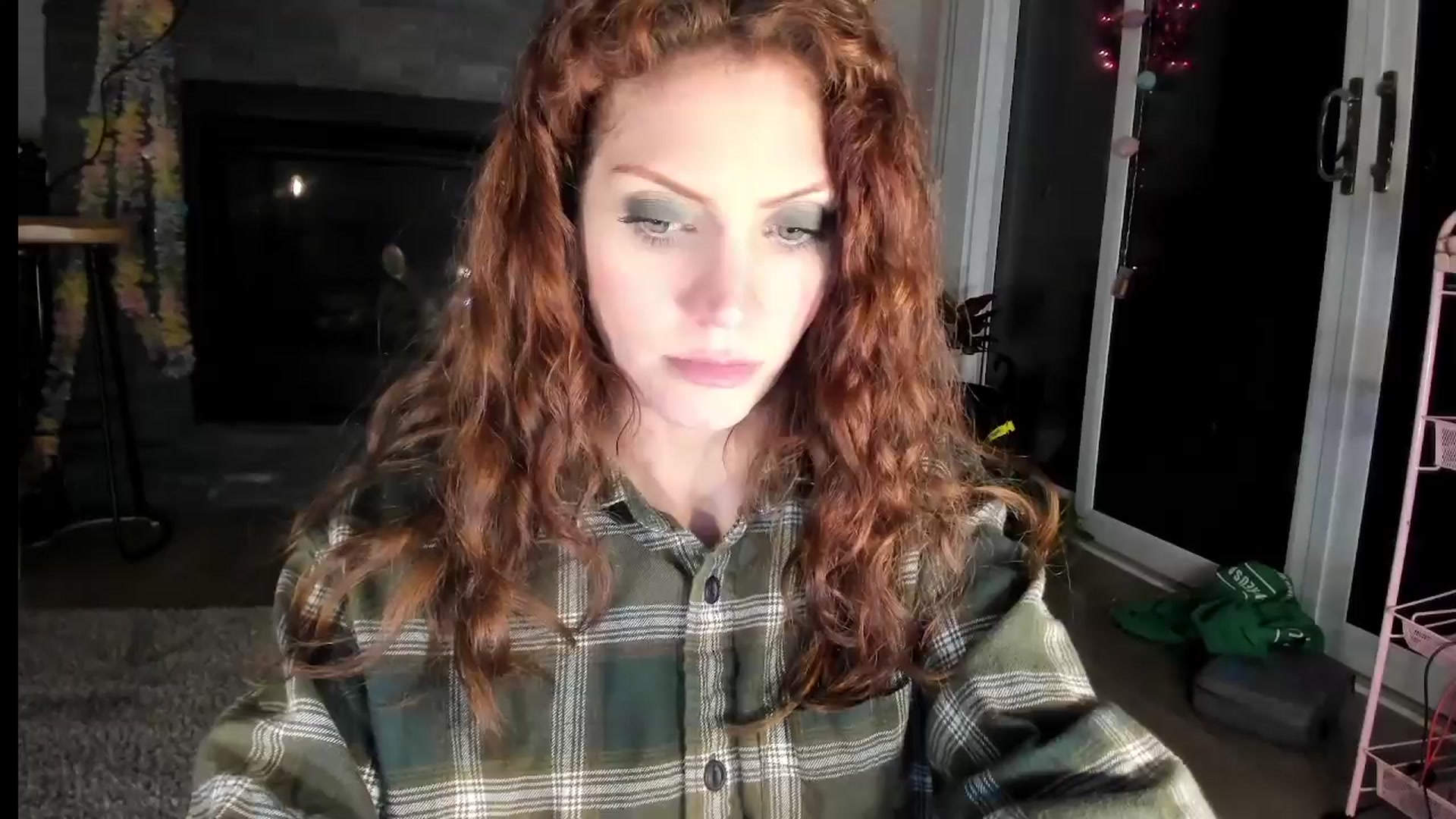 Gallery image thumbnail from Laurel's myfreecams stream on, 03/23/2024, 08:27 image 9 of 20