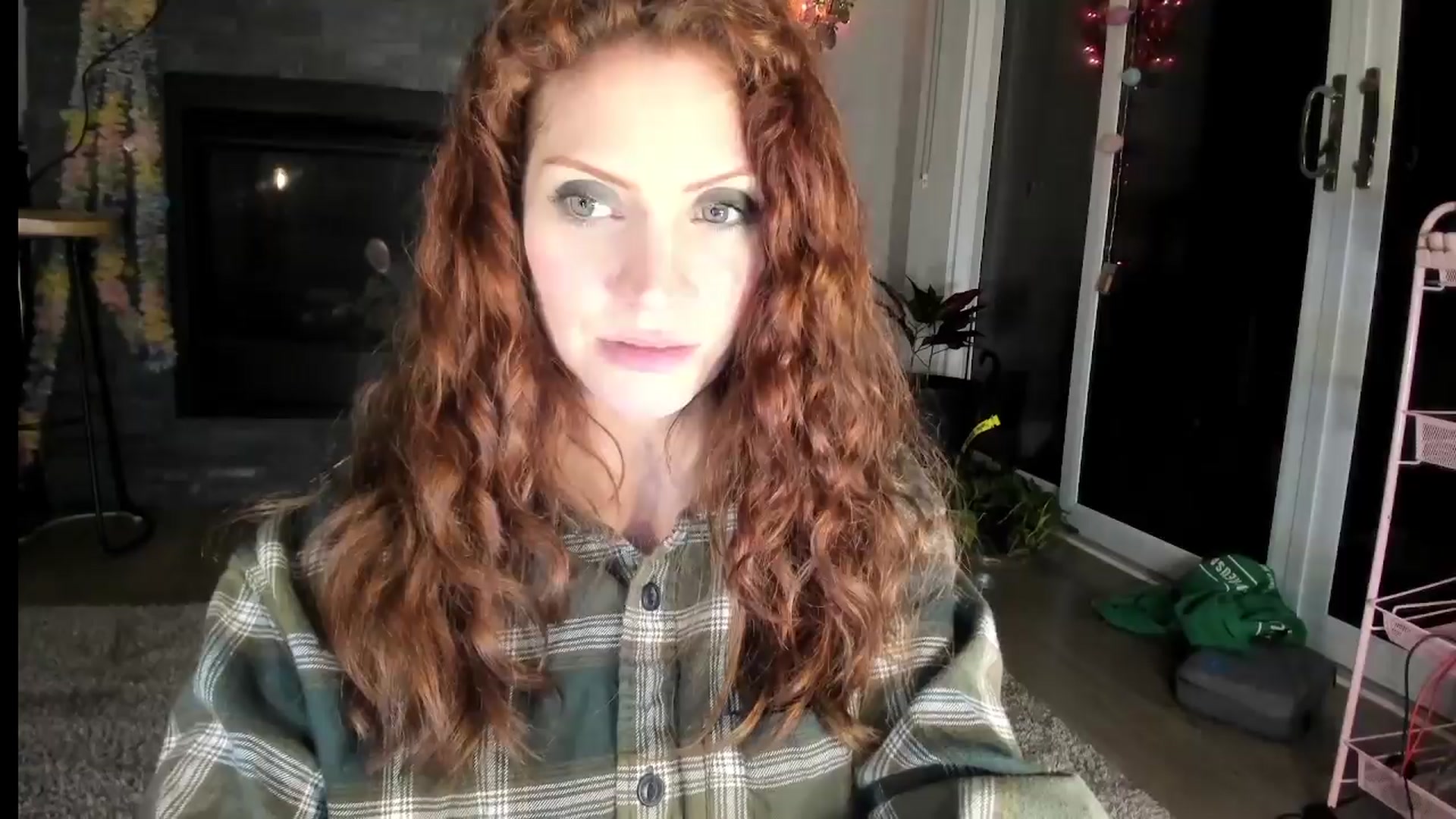 Gallery image thumbnail from Laurel's myfreecams stream on, 03/23/2024, 08:27 image 19 of 20