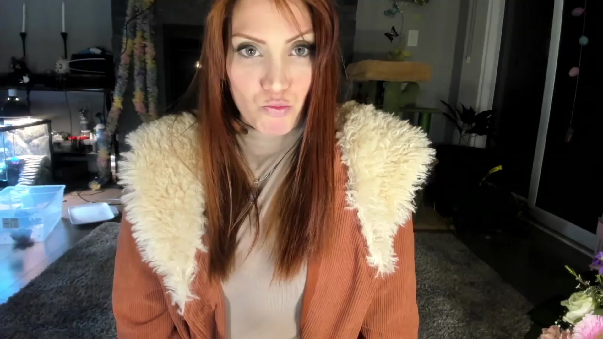 Gallery image thumbnail from Laurel's myfreecams stream on, 03/27/2024, 06:24 image 15 of 20