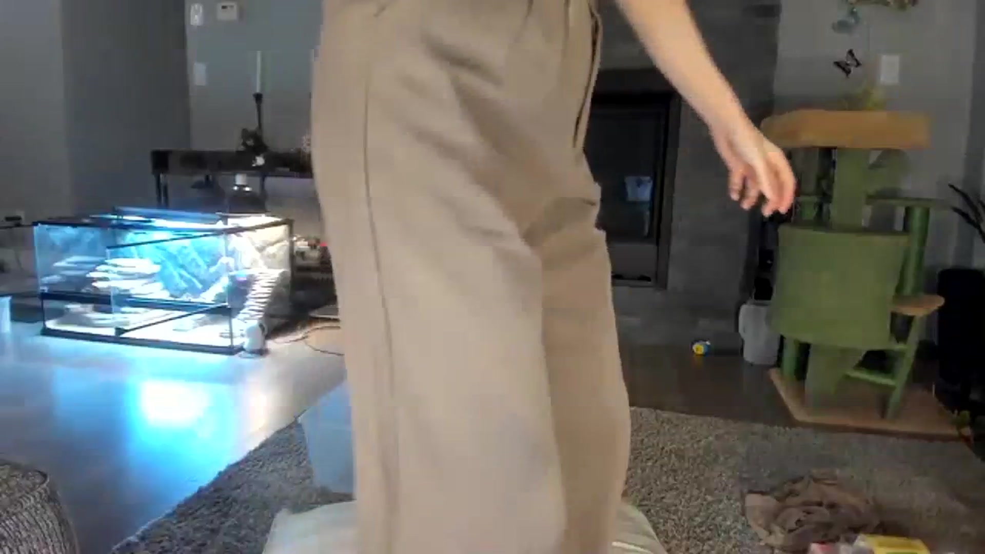 Gallery image thumbnail from Laurel's myfreecams stream on, 03/27/2024, 08:24 image 15 of 20