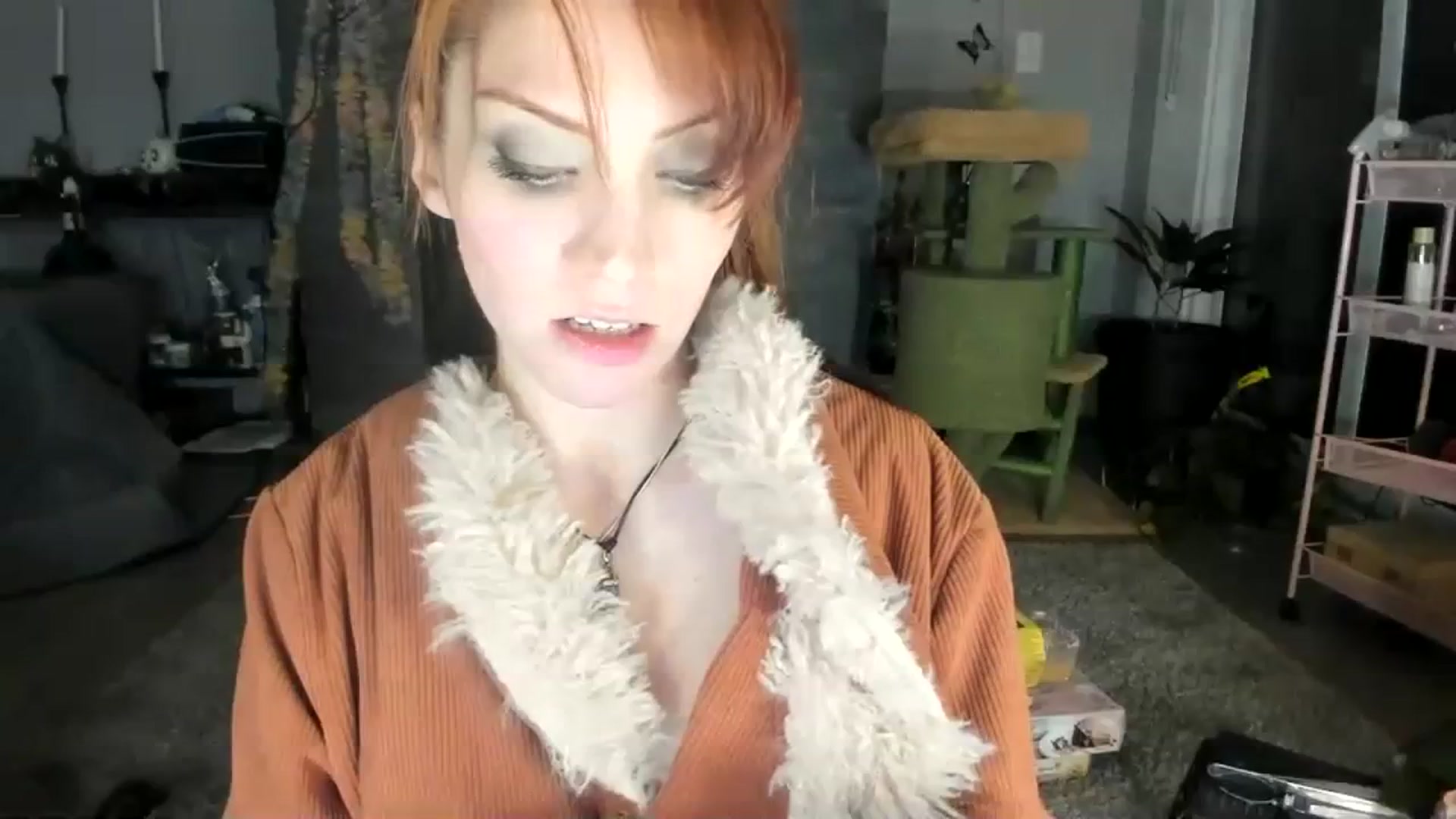 Gallery image thumbnail from Laurel's myfreecams stream on, 03/27/2024, 10:36 image 12 of 20