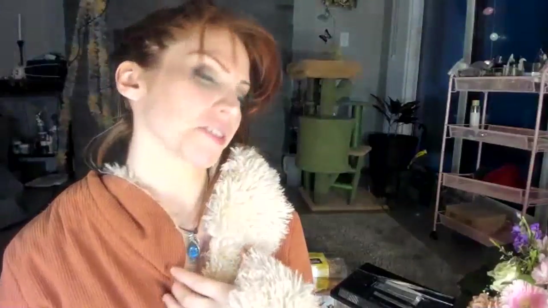 Gallery image thumbnail from Laurel's myfreecams stream on, 03/27/2024, 12:21 image 5 of 20